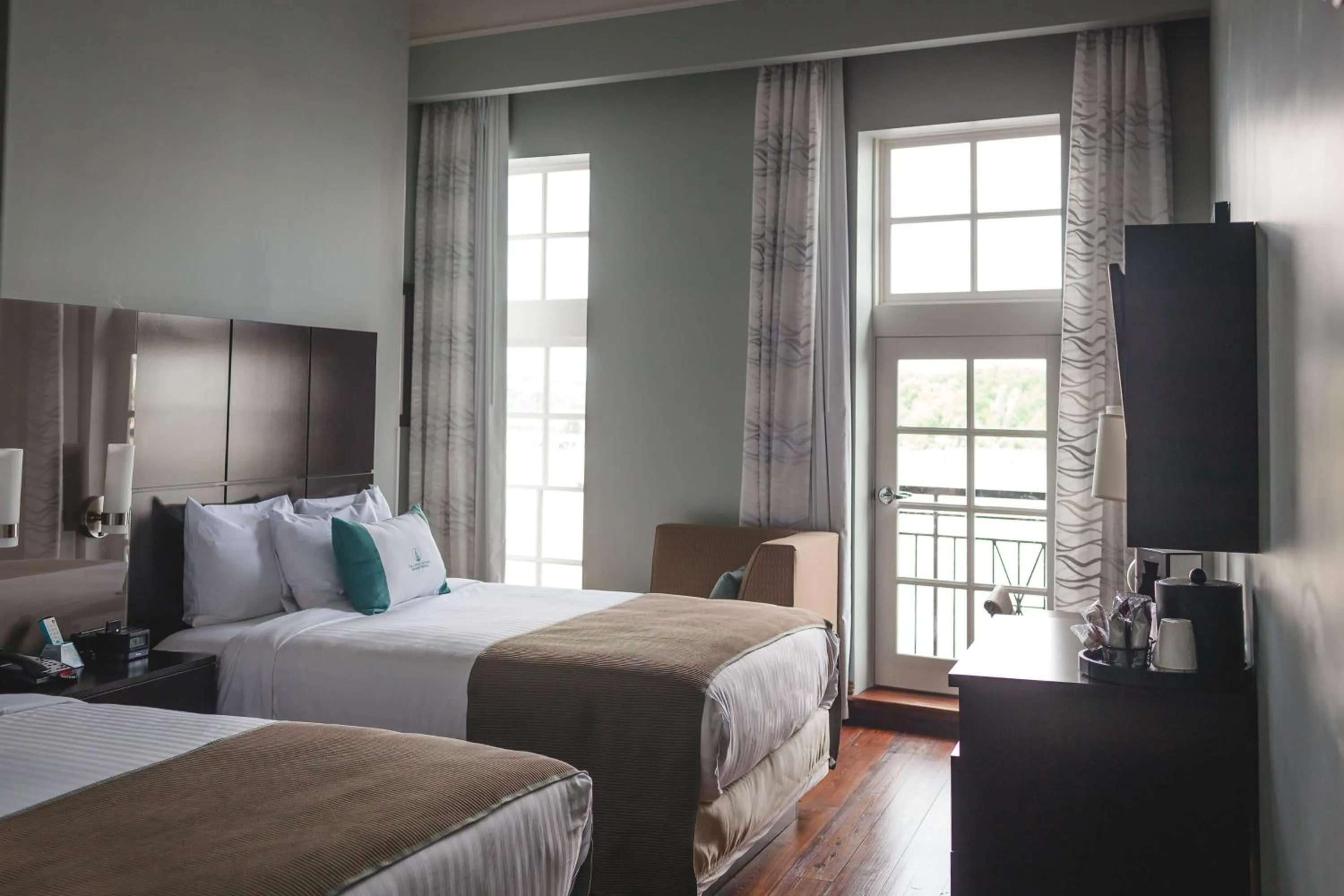 Bedroom, Bed in The Cotton Sail Hotel Savannah - Tapestry Collection by Hilton