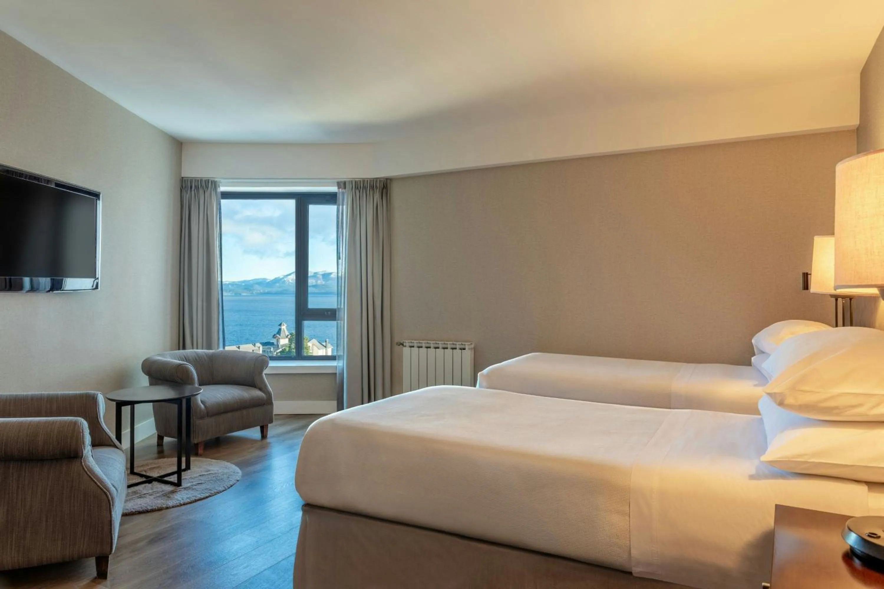 Photo of the whole room, Bed in Sheraton Bariloche Hotel