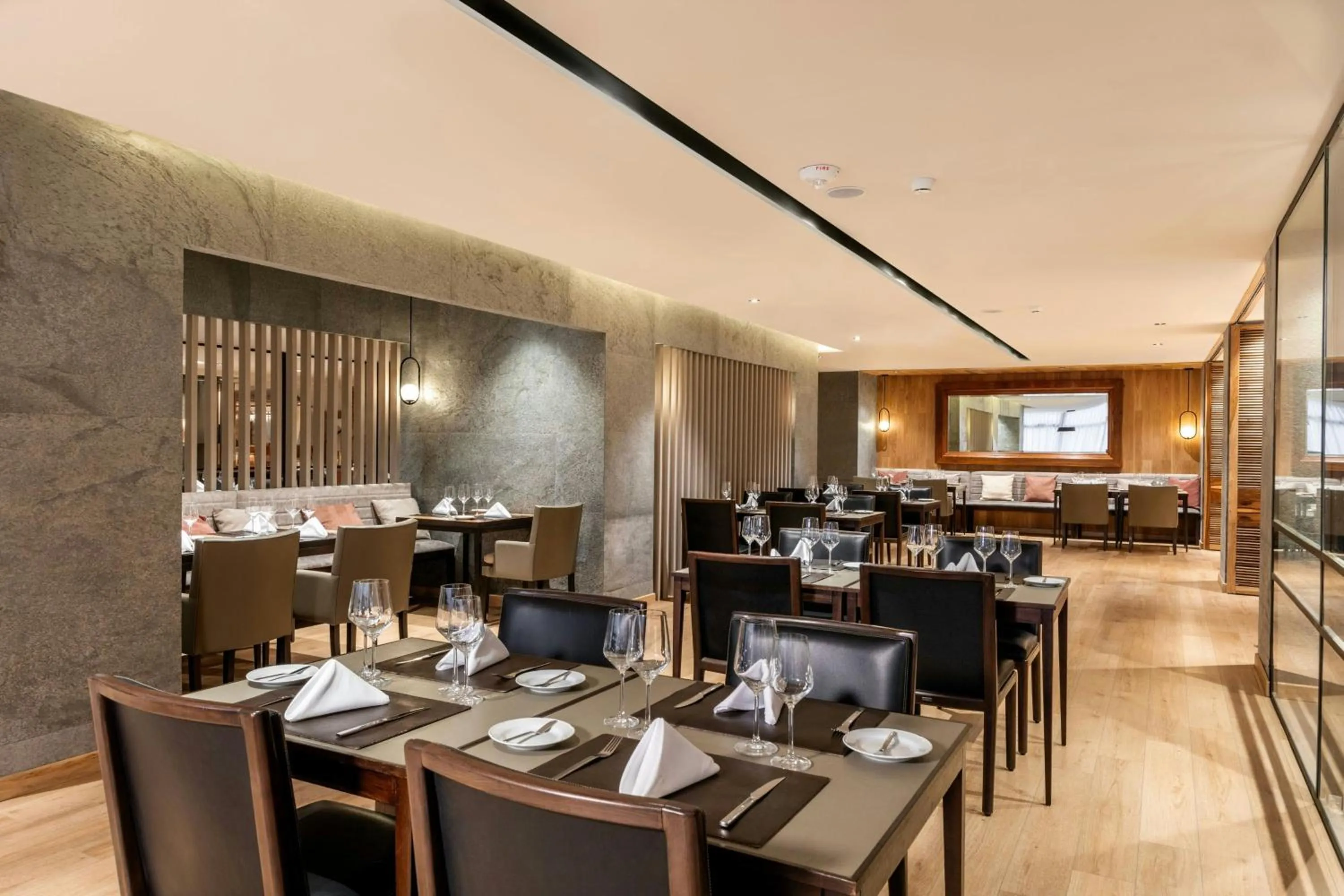 Restaurant/places to eat in Sheraton Bariloche Hotel