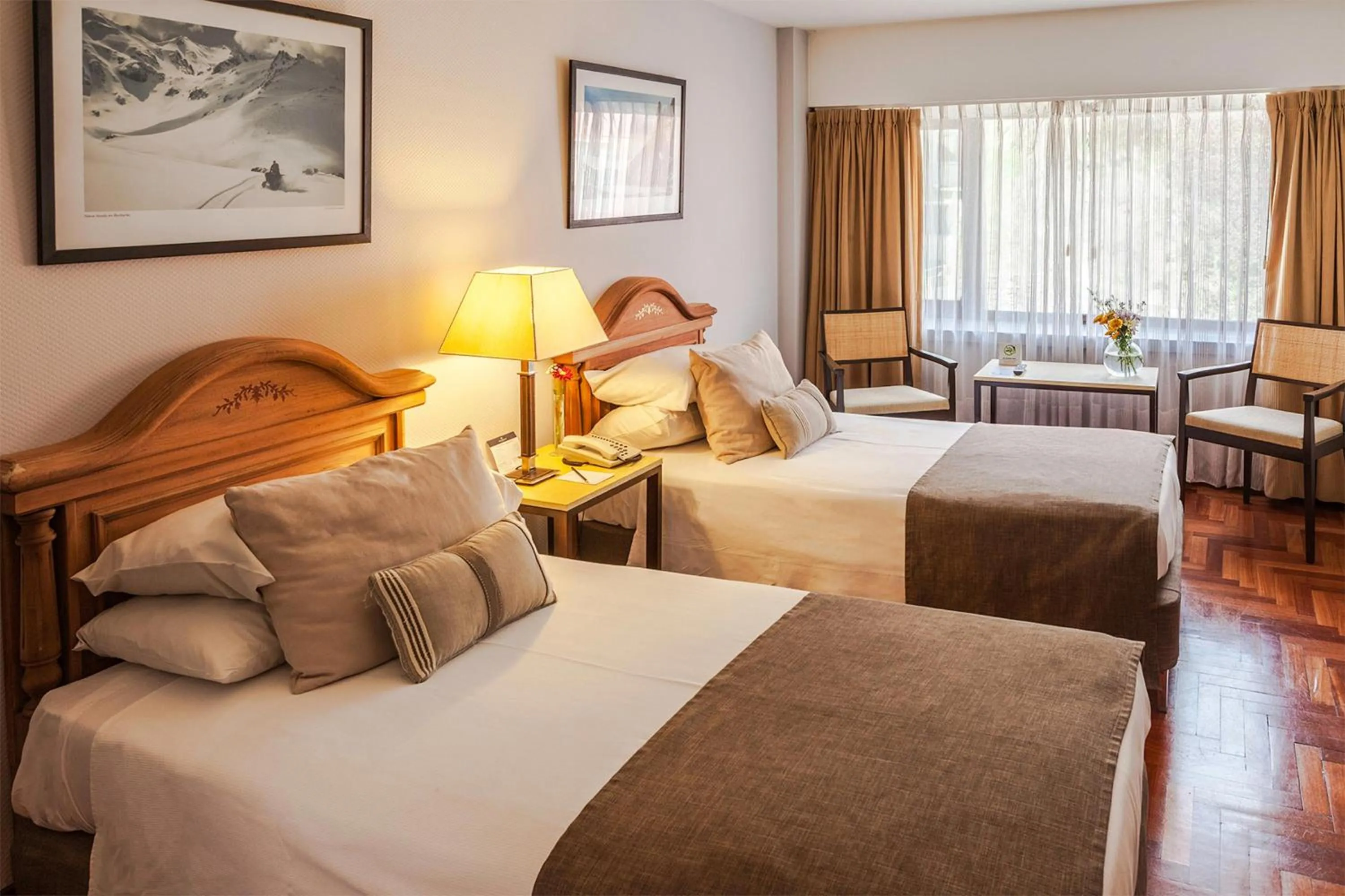 Photo of the whole room, Bed in Sheraton Bariloche Hotel