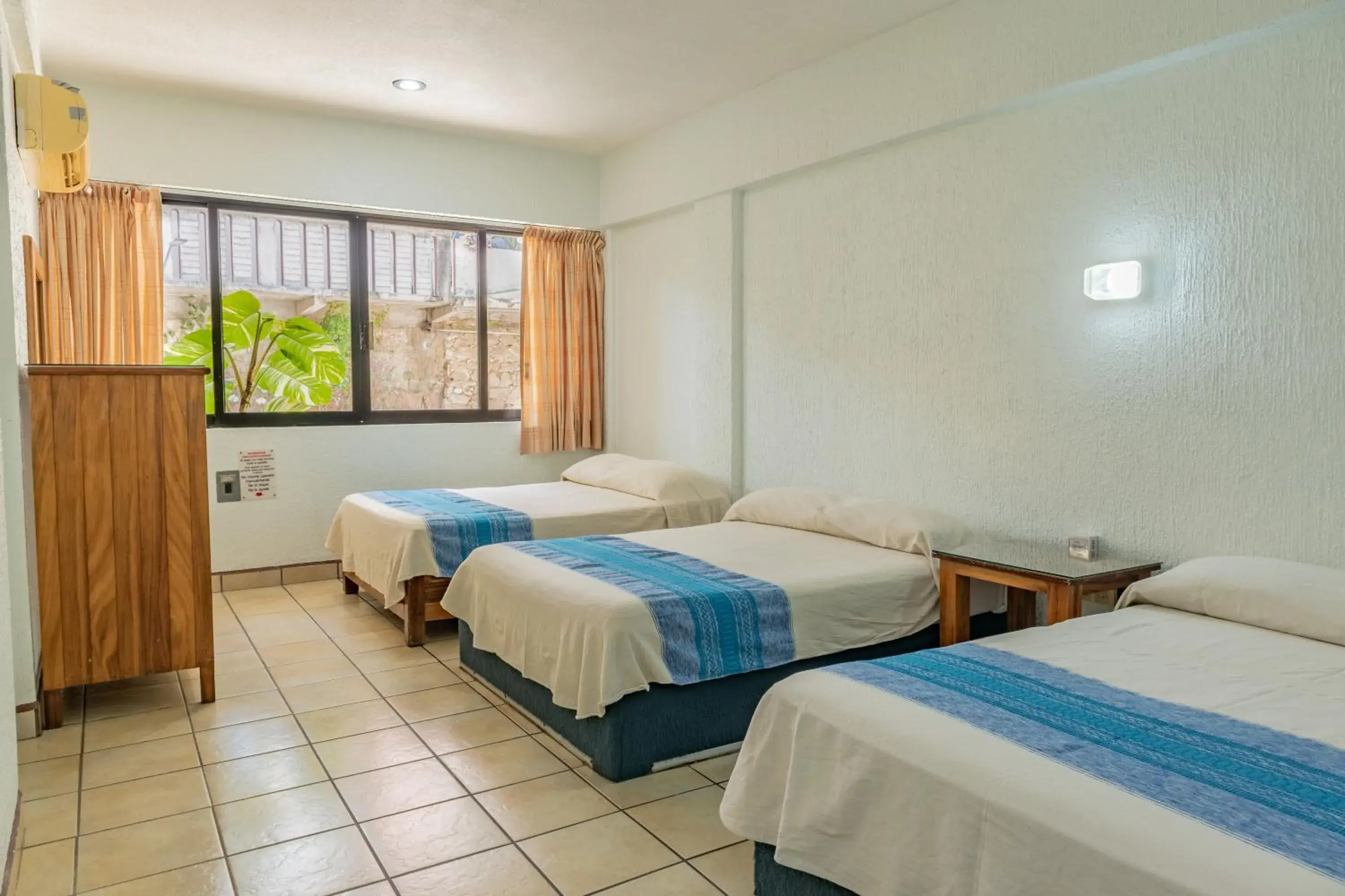 Triple Room in Hotel El Mirador Triple Room in Hotel El Mirador