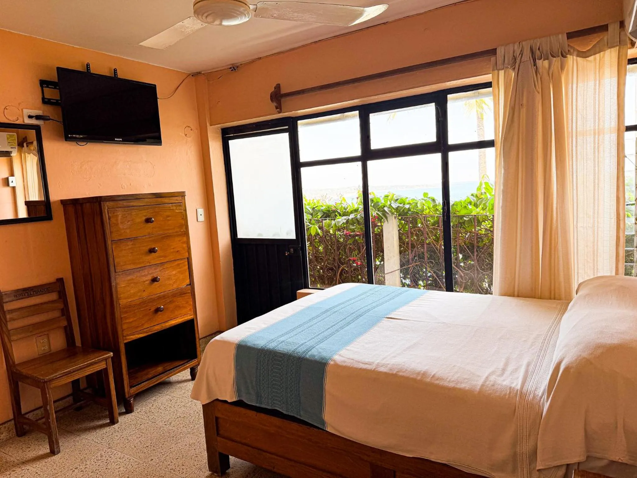 Bed in Hotel El Mirador