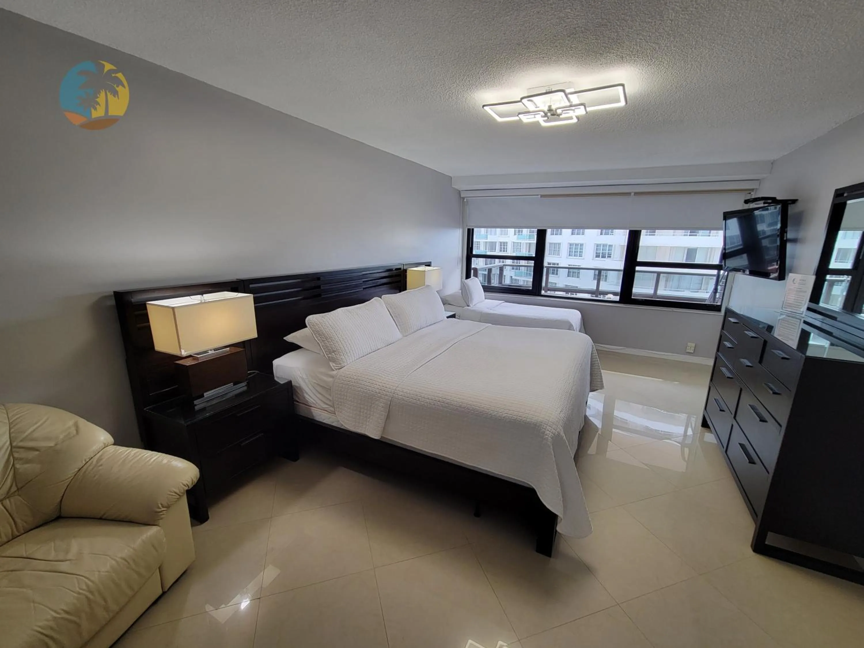 Bed in Deluxe Beach Resort - HORA RENTALS