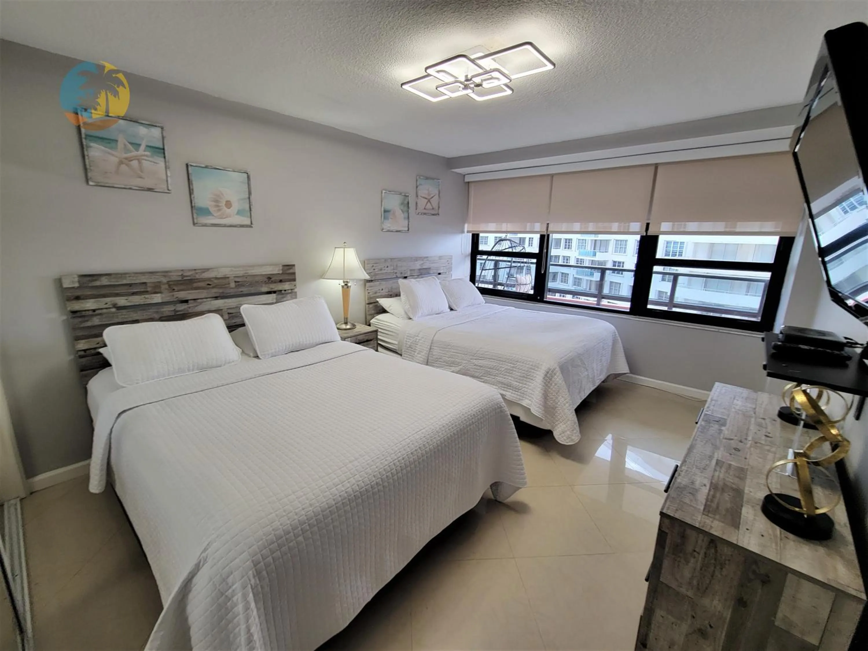 Bed in Deluxe Beach Resort - HORA RENTALS