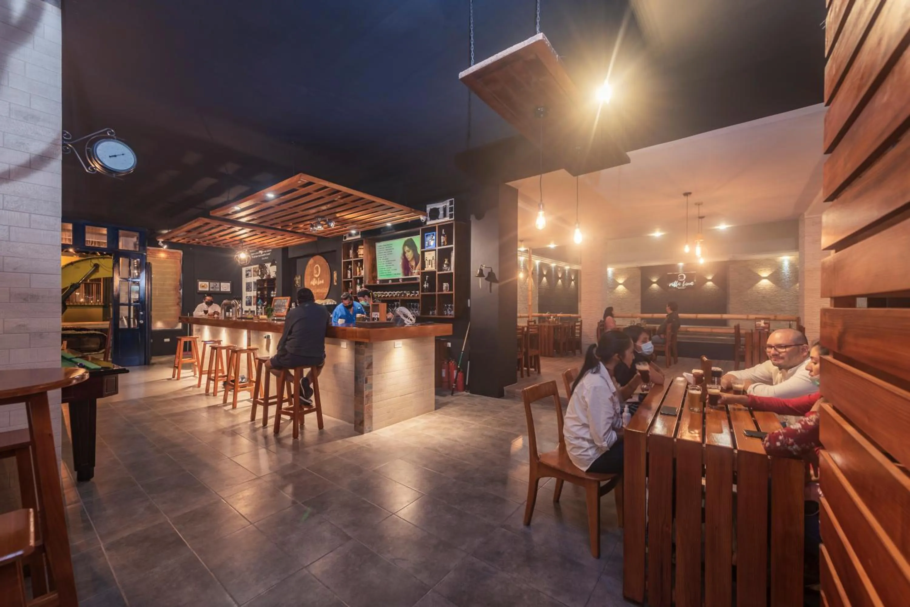 Restaurant/places to eat in Galapagos Native