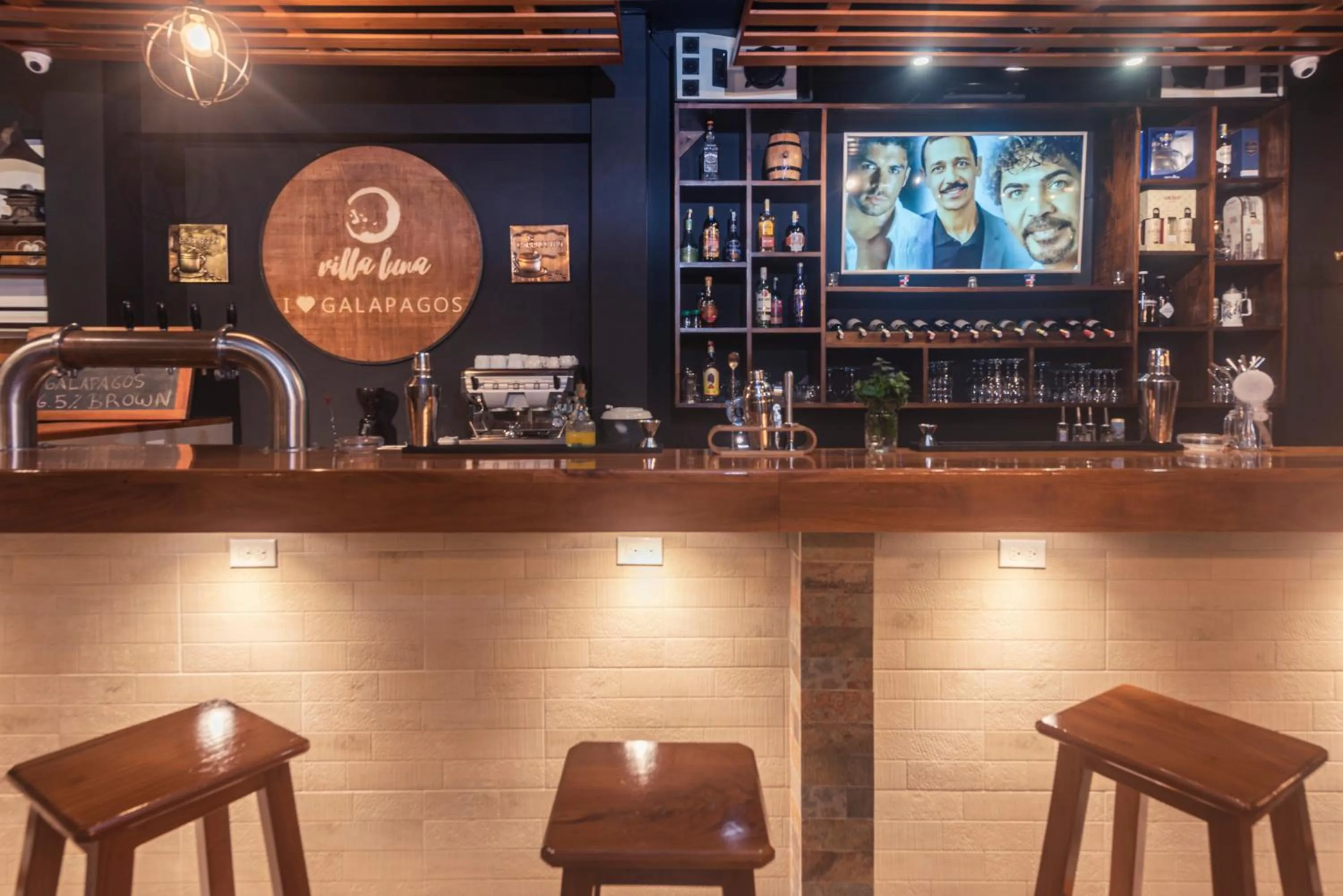 Property logo or sign in Galapagos Native