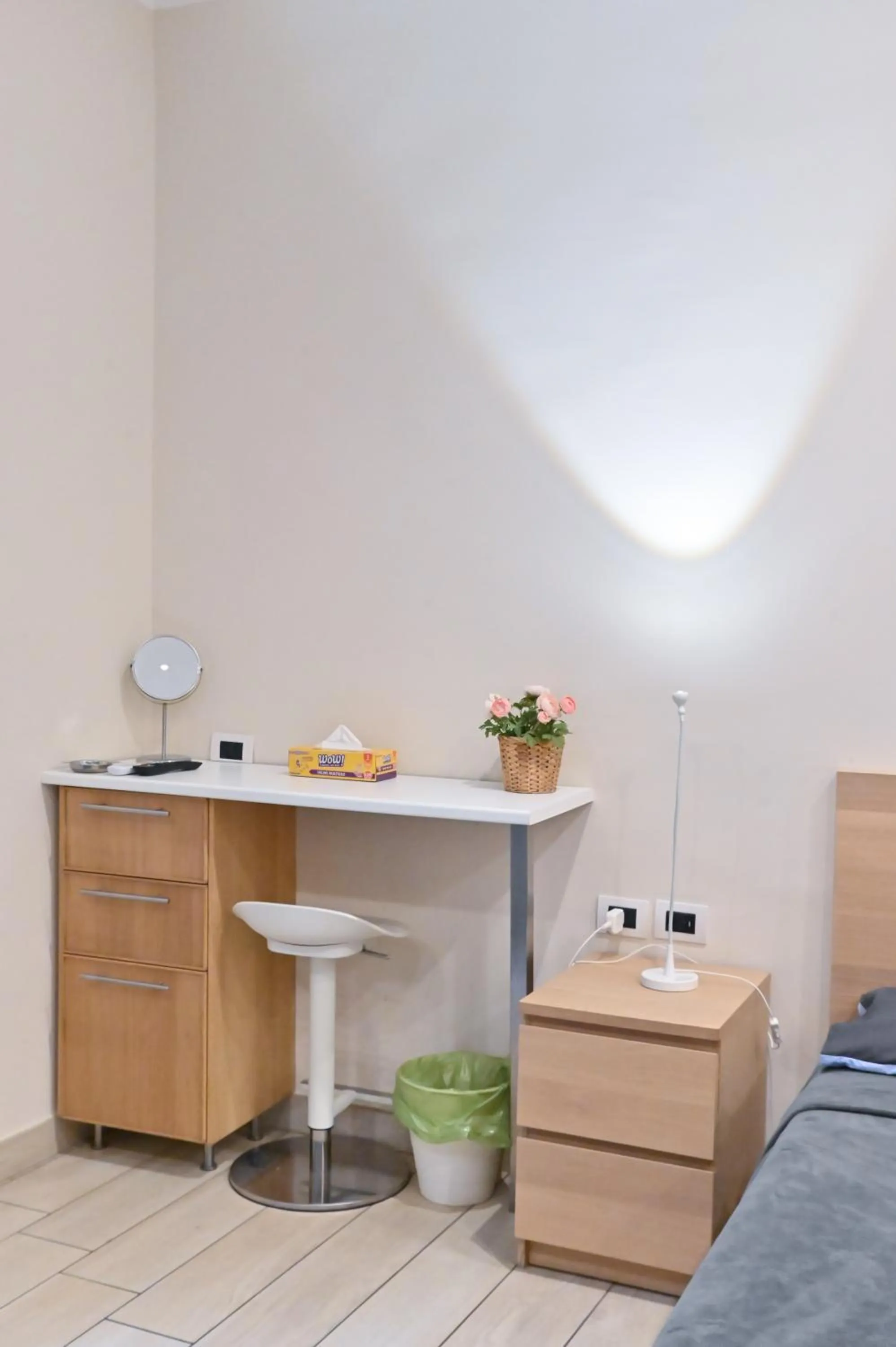 Decorative detail in Perlablu in Centro