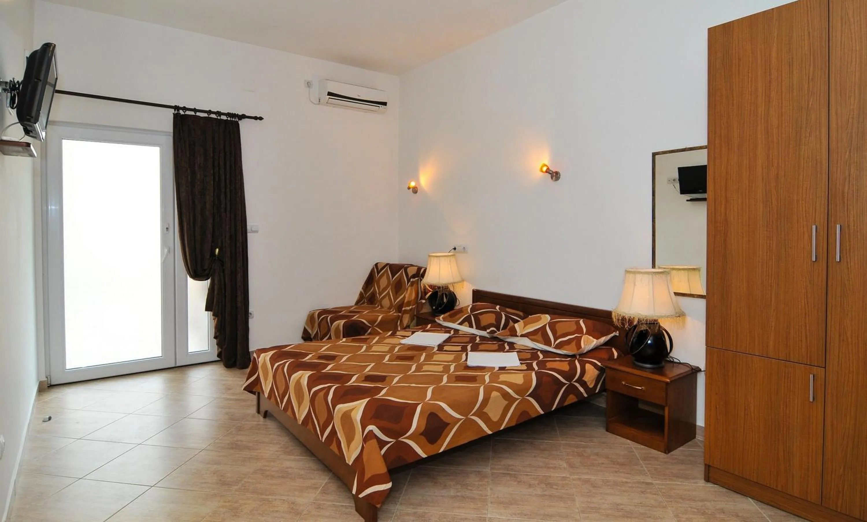 Bedroom, Bed in Apartments Samardžić