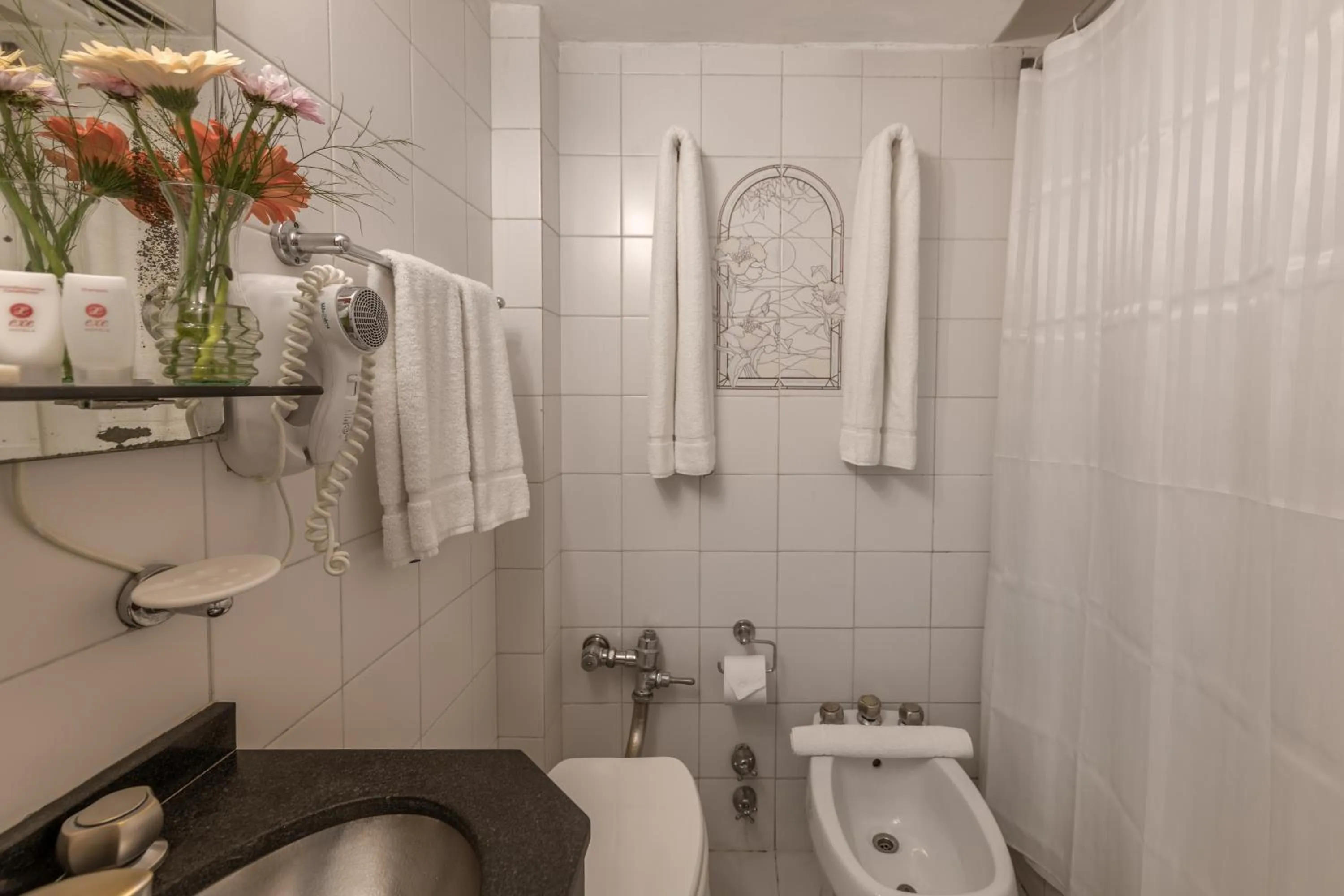 Property building in Exe Hotel Colón