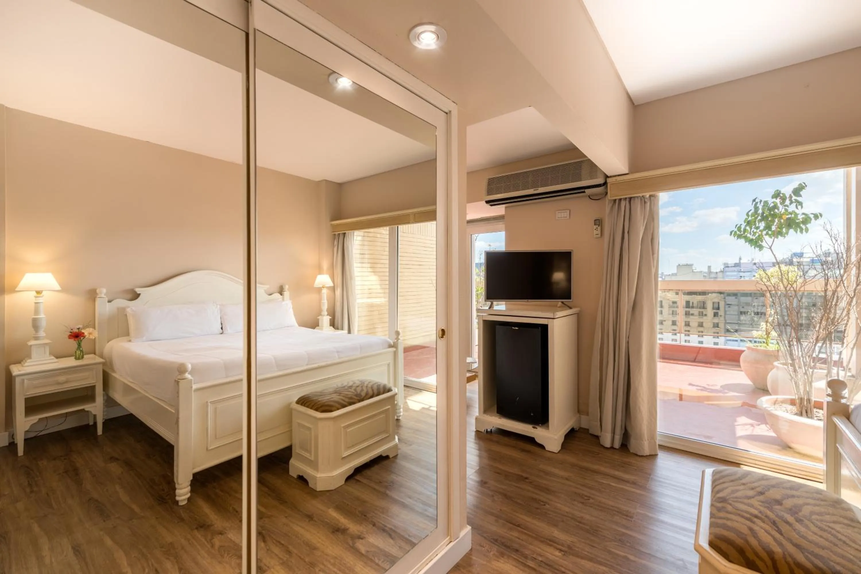 Bed in Exe Hotel Colón