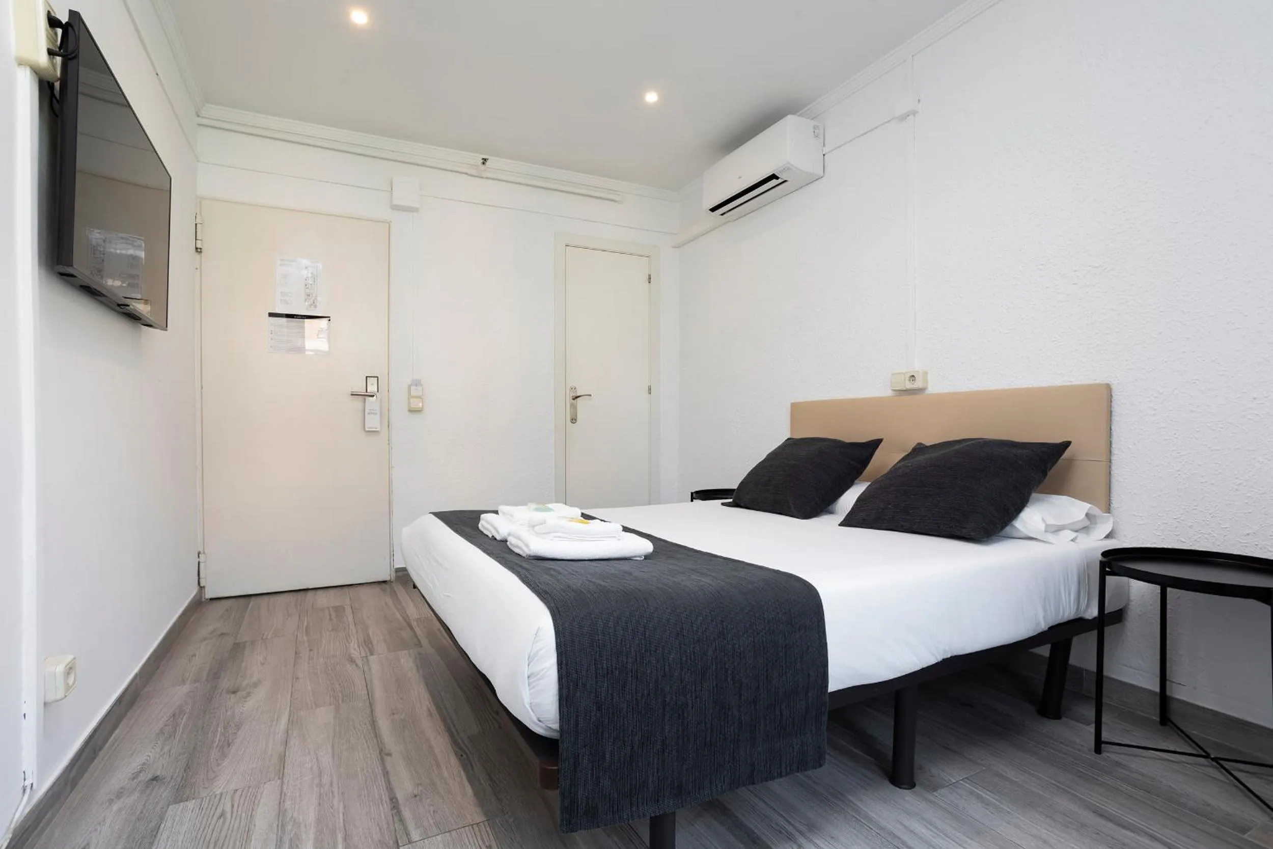 Bed in HOSTAL BEDMATES