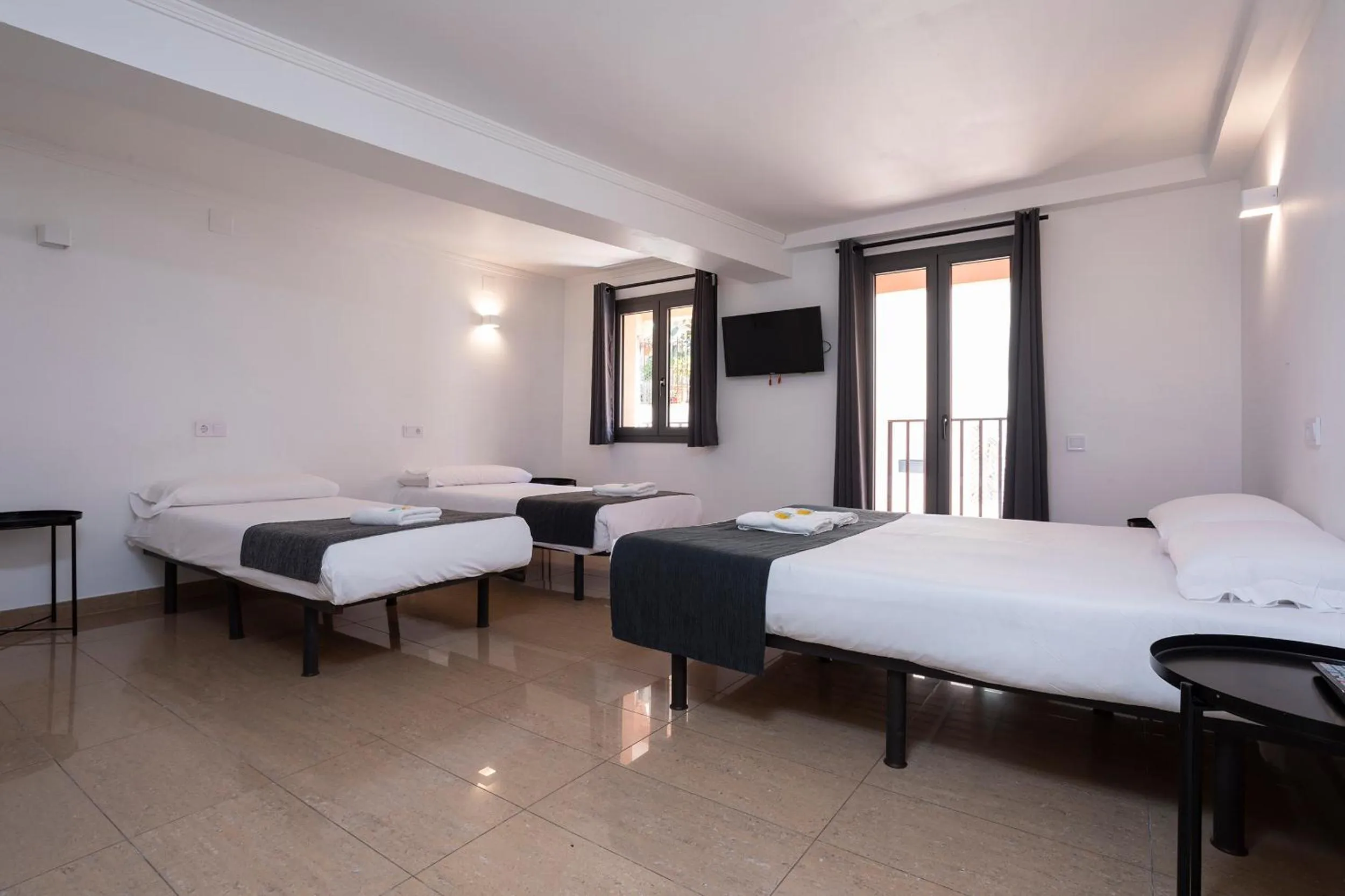 Bed in HOSTAL BEDMATES