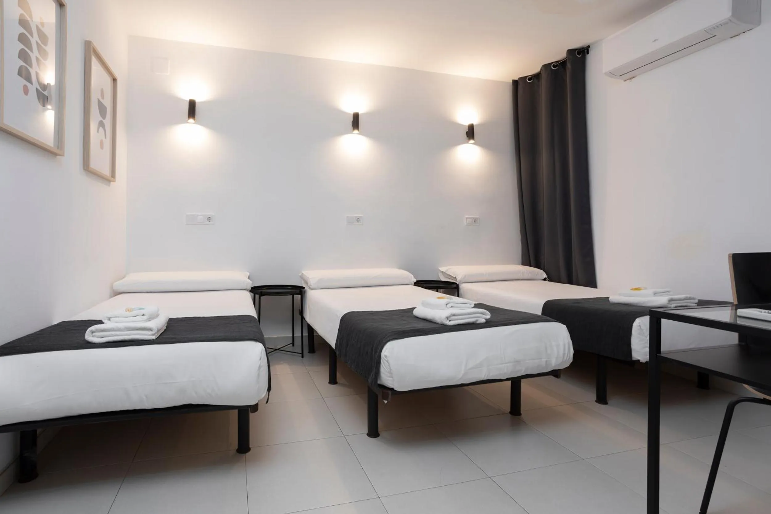 Bed in HOSTAL BEDMATES