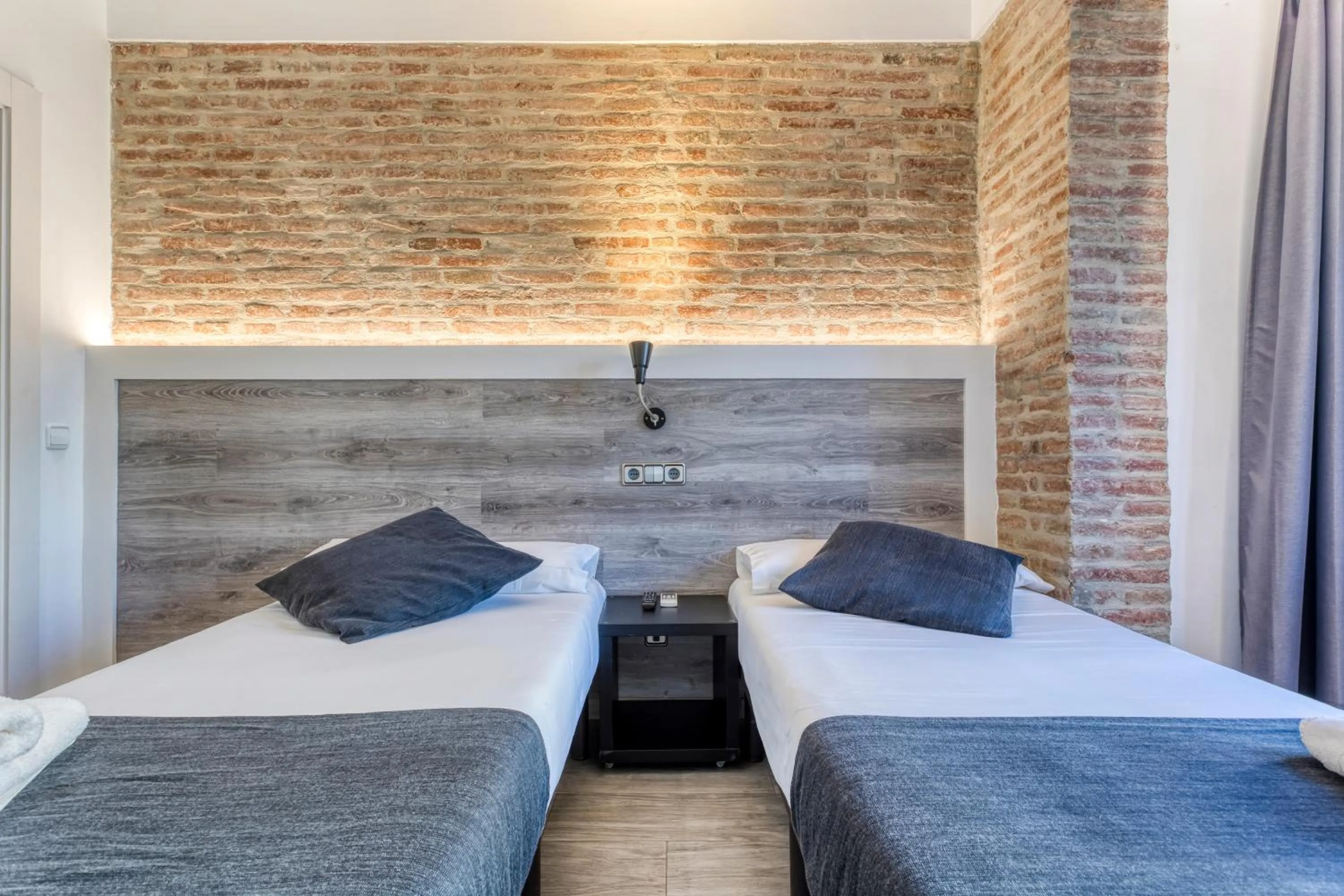 Bed in HOSTAL BEDMATES