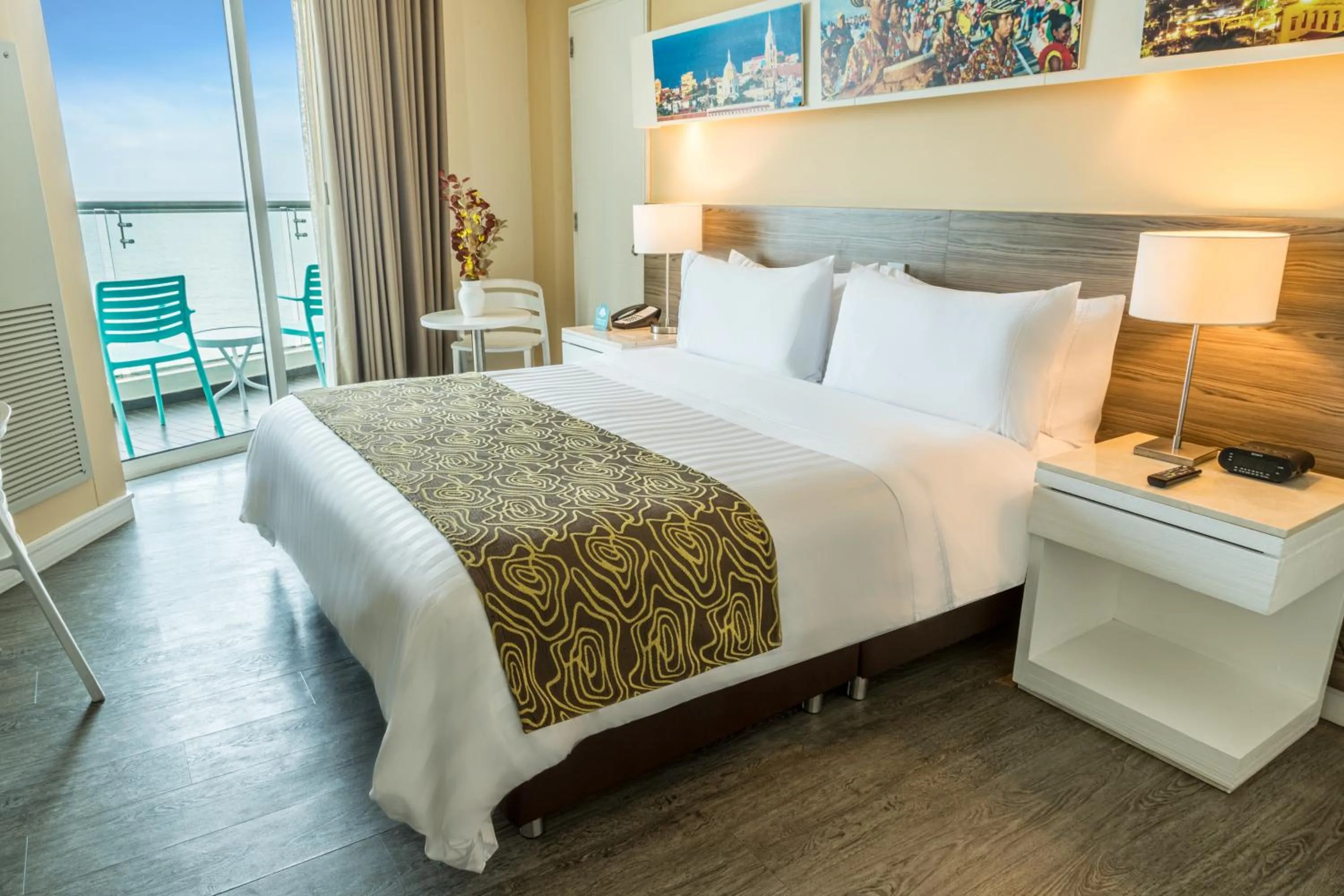 Bedroom, Bed in GHL Corales de Indias