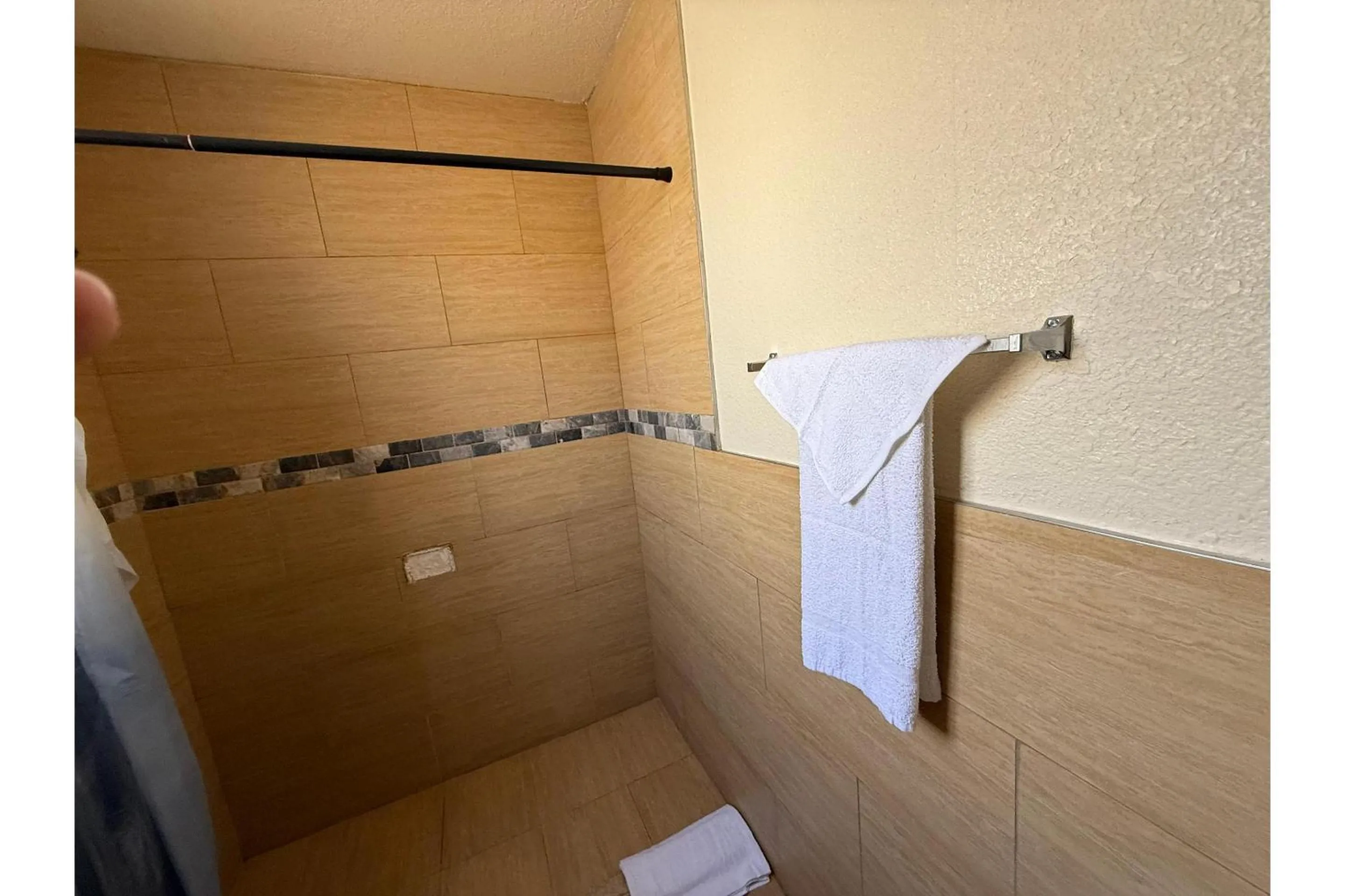 Bathroom in Discovery Inn Vallejo I 80 Near Napa CA