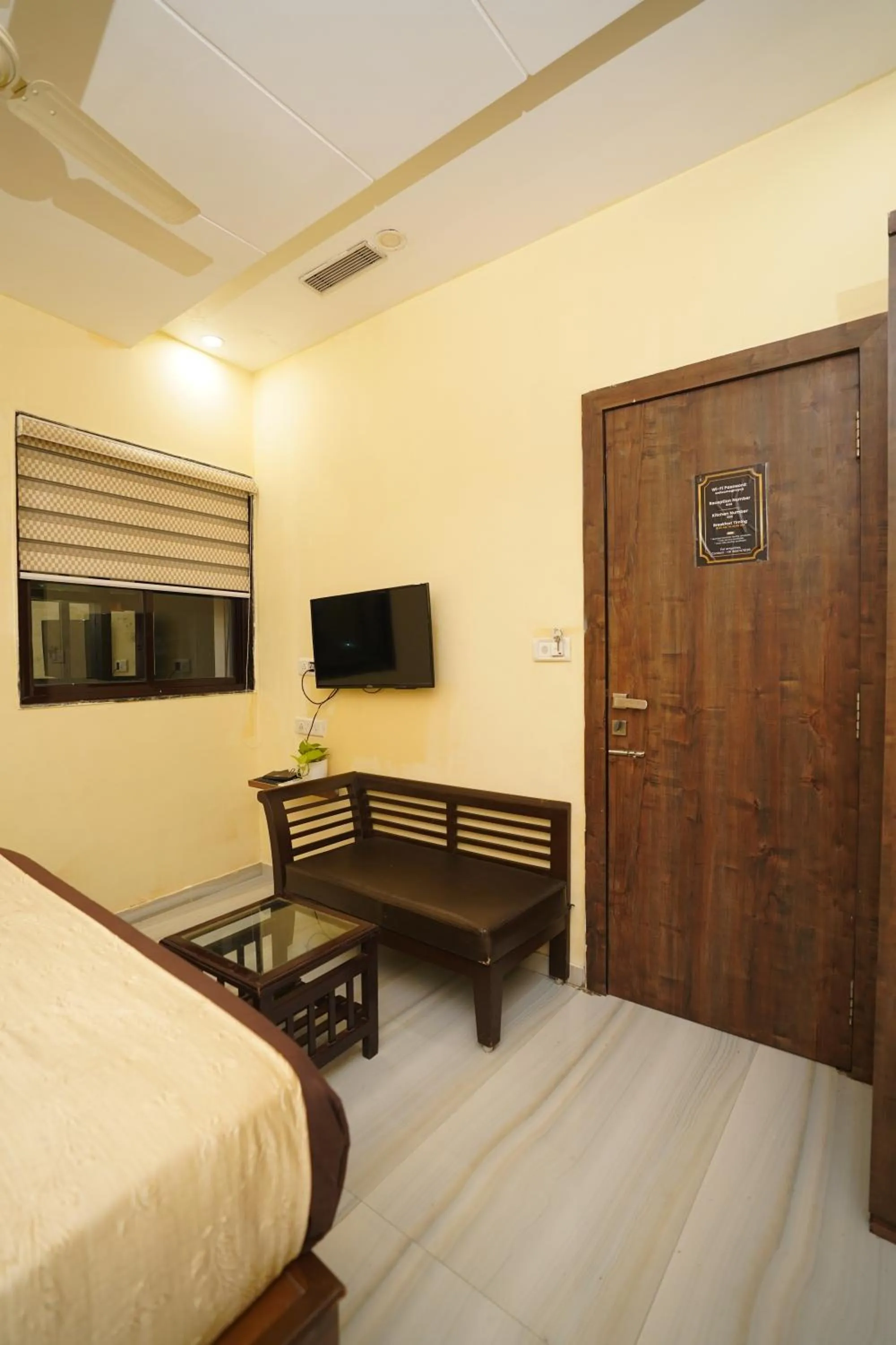 Bed in Hotel Royce Executive Near US Consulate, Bandra Kurla Complex