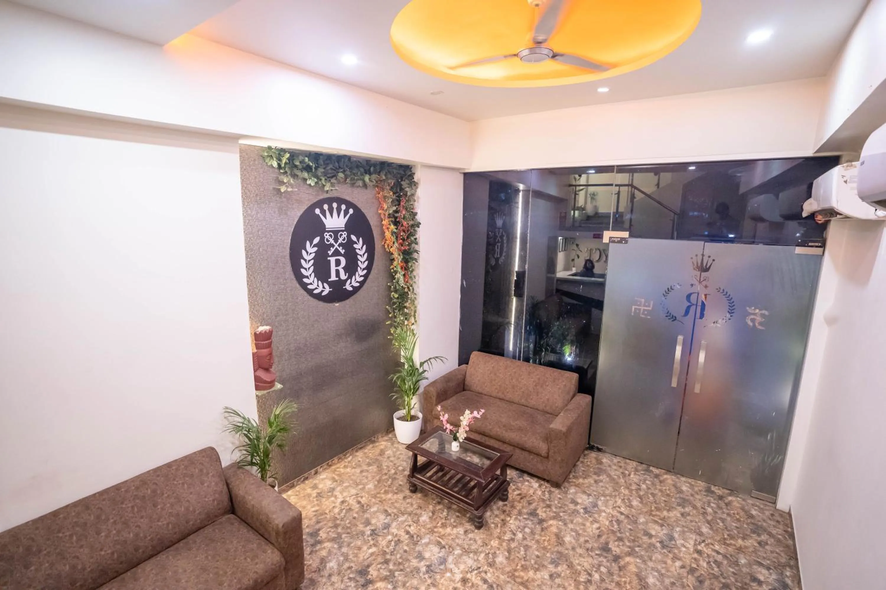 Seating area in Hotel Royce Executive Near US Consulate, Bandra Kurla Complex