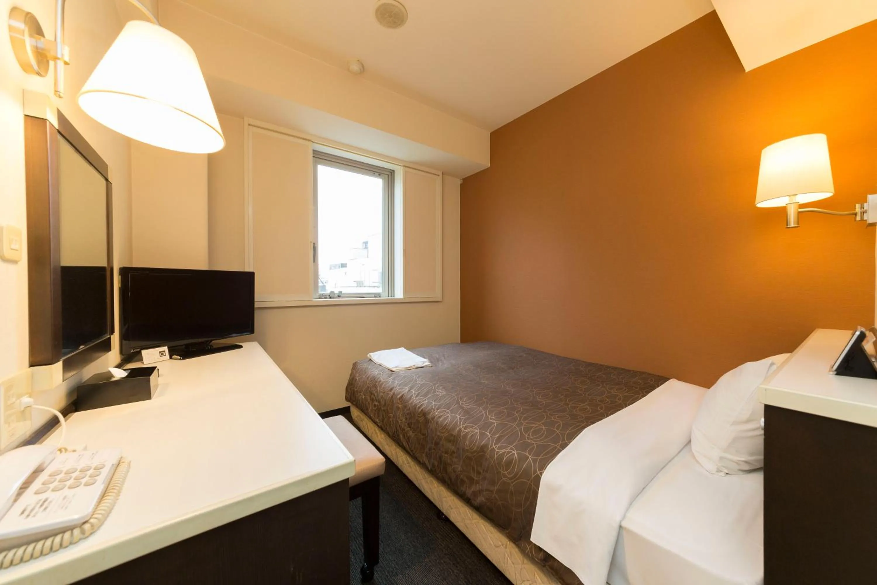 Photo of the whole room, Bed in Sanco Inn Numazu Ekimae