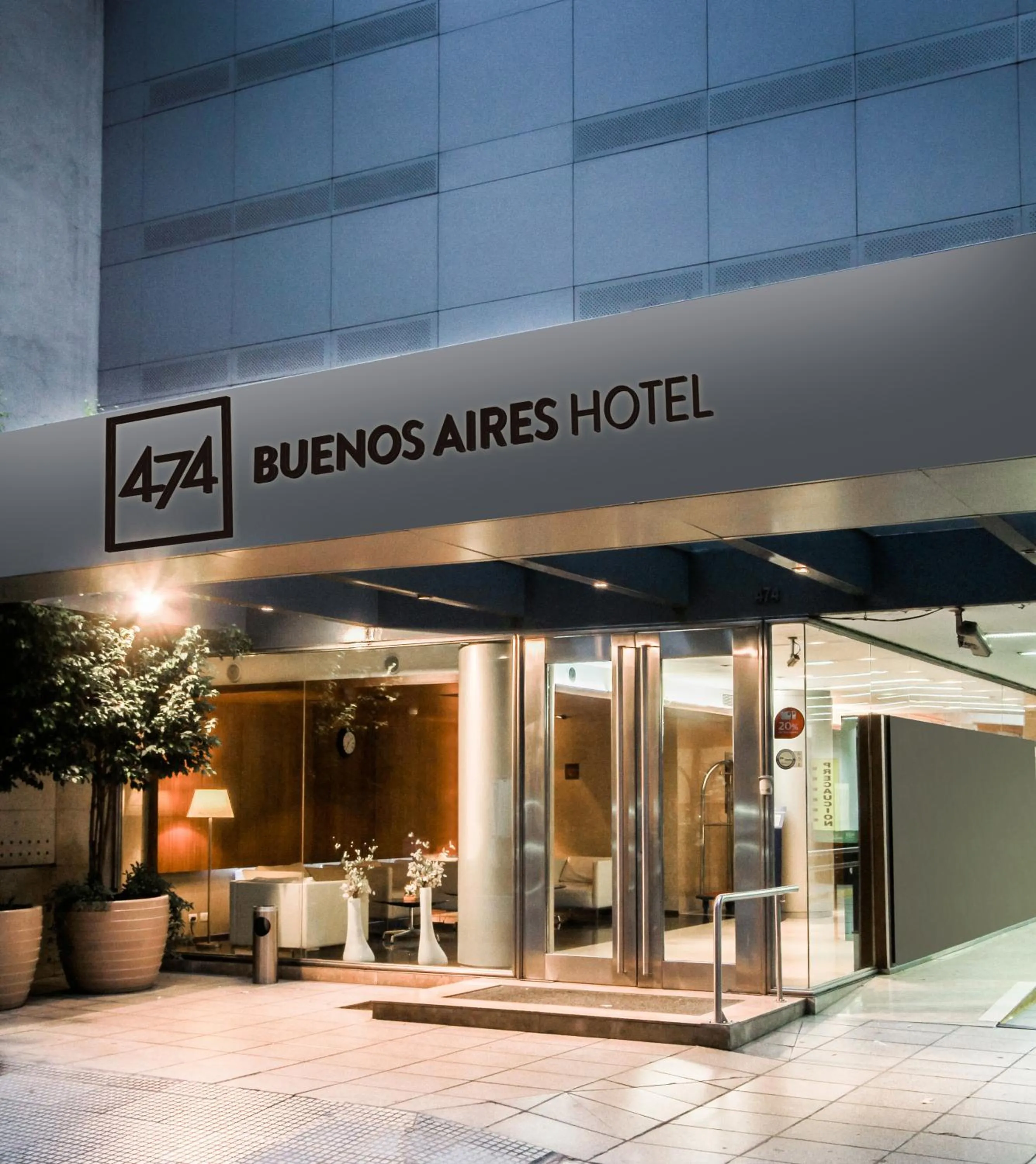 Facade/entrance in 474 Buenos Aires Hotel