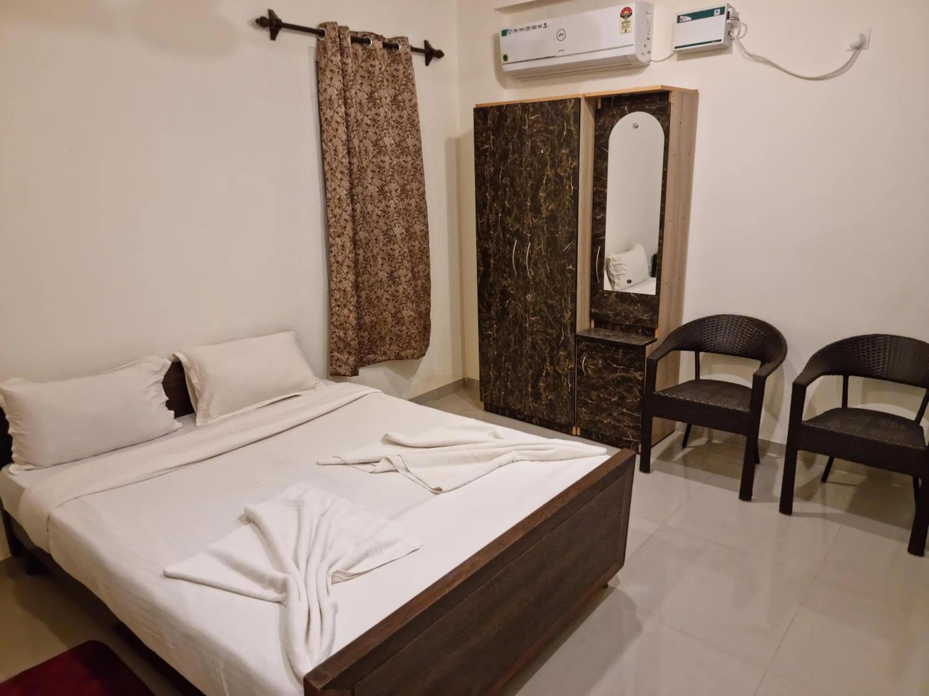 Bed in Alvorada Resort-3 Star Resort In Baga