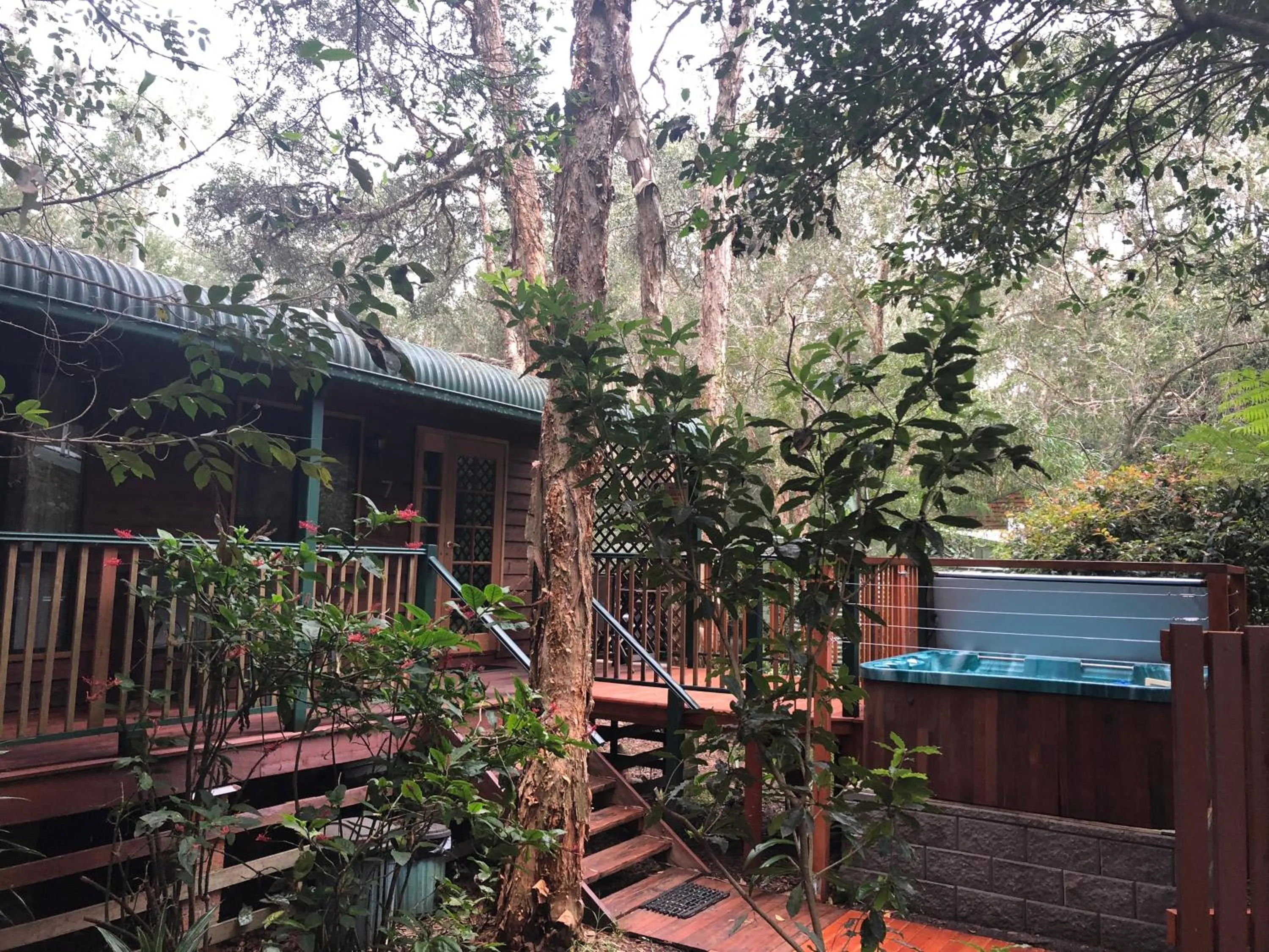 Hot Tub in Wanderers Retreat