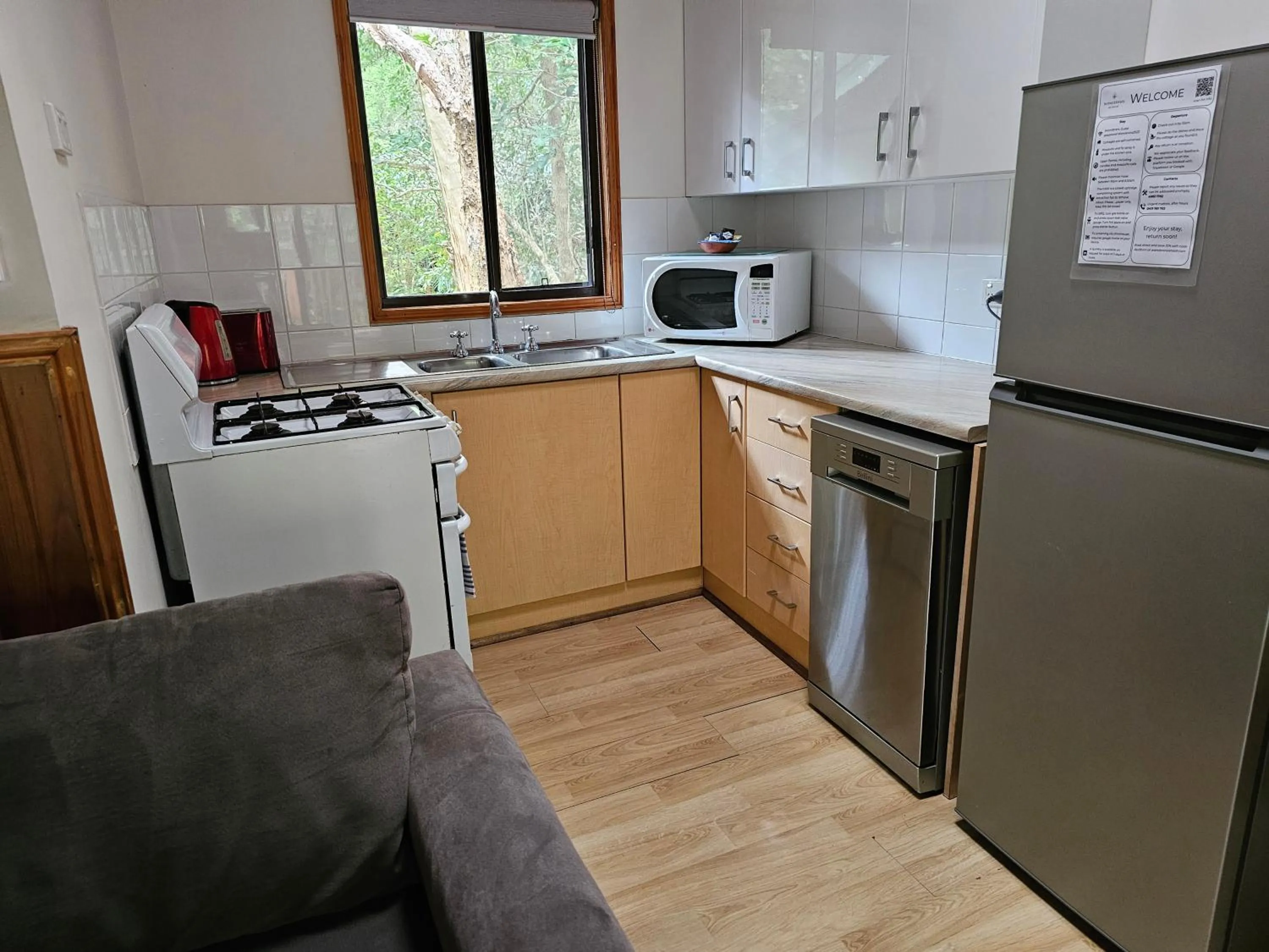 kitchen in Wanderers Retreat