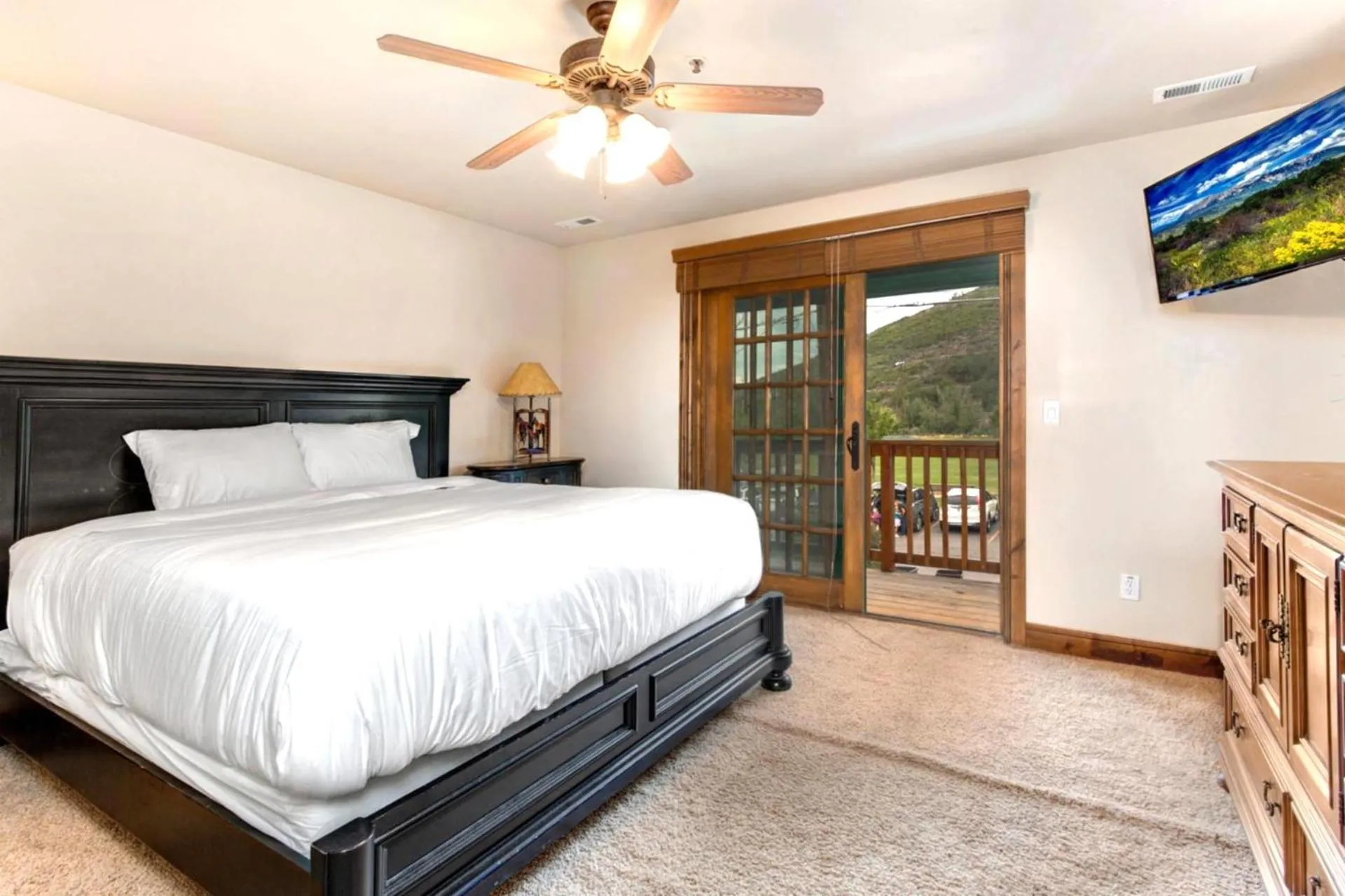 Bedroom, Bed in KBM Resorts Walk to Lifts and Main St Rent 1416 and 1418 Townhomes together Pri Hot tub PPS-1418