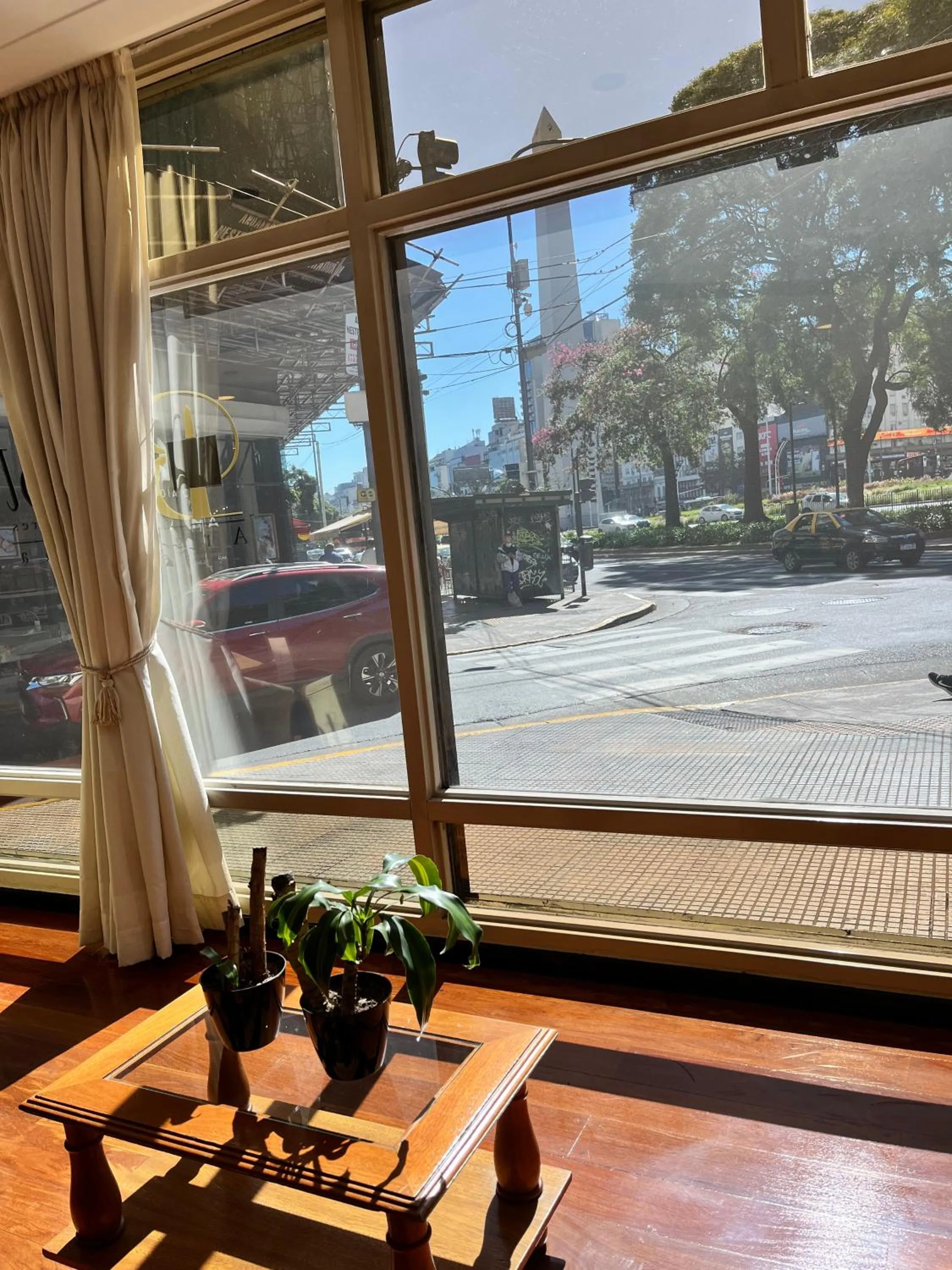 City view in Bristol Hotel