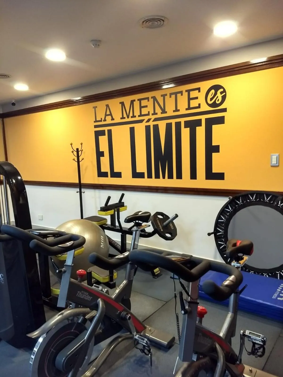 Fitness centre/facilities in Bristol Hotel