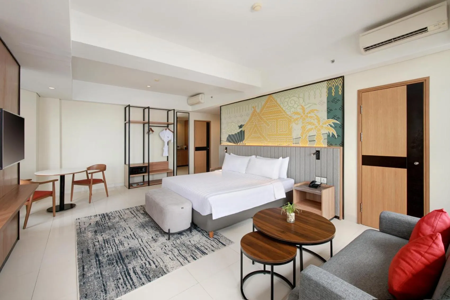 Bedroom, Bed in favehotel - Pantai Losari Makassar