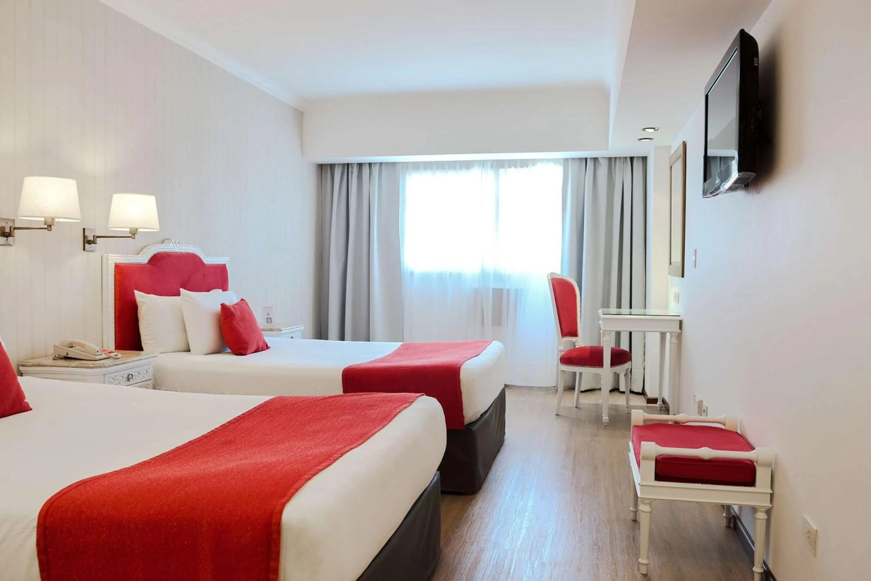 Bedroom, Bed in Ramada by Wyndham Buenos Aires Centro