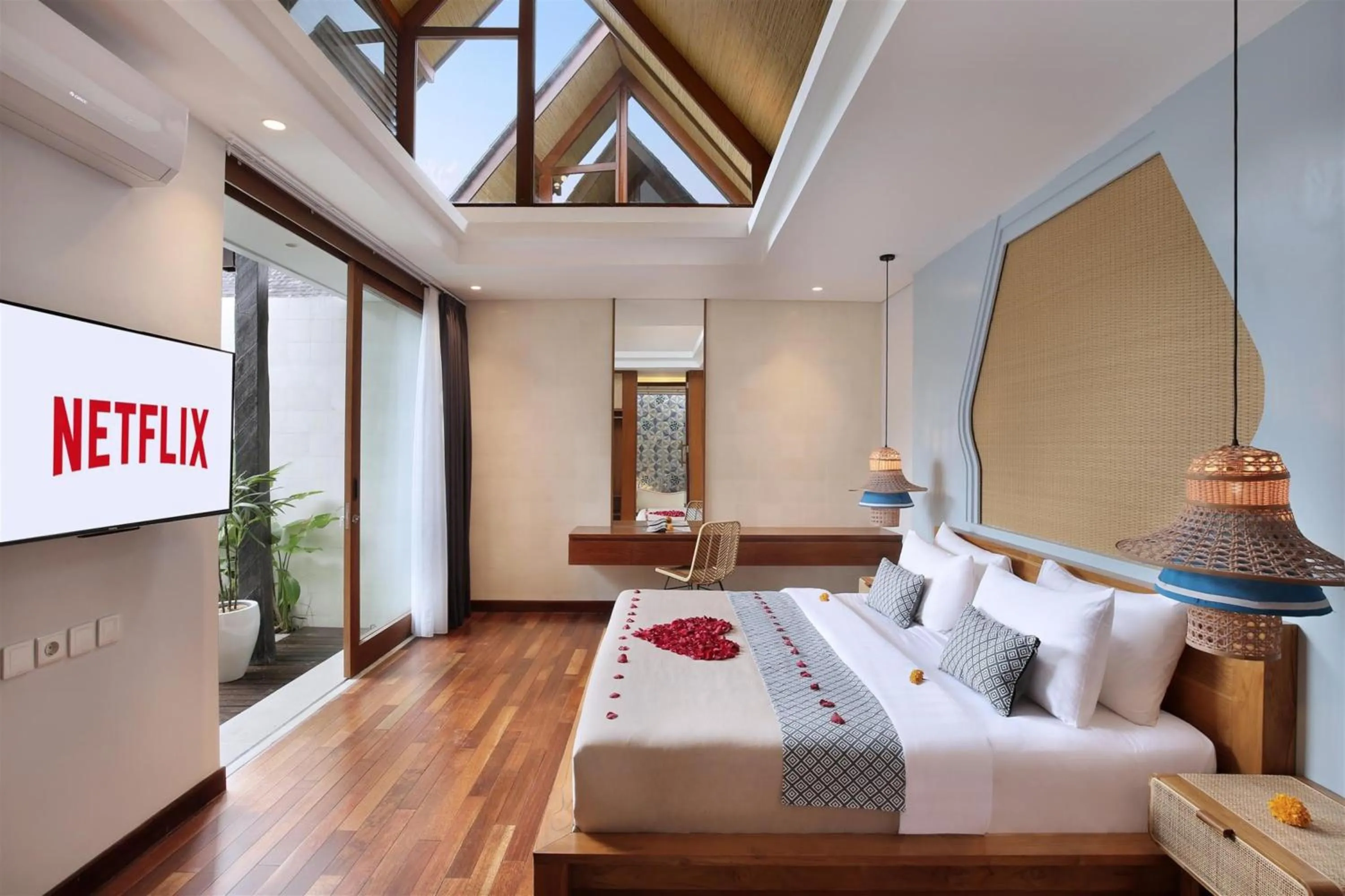 Bedroom, Bed in Sanora Villa Sanur by Ini Vie Hospitality