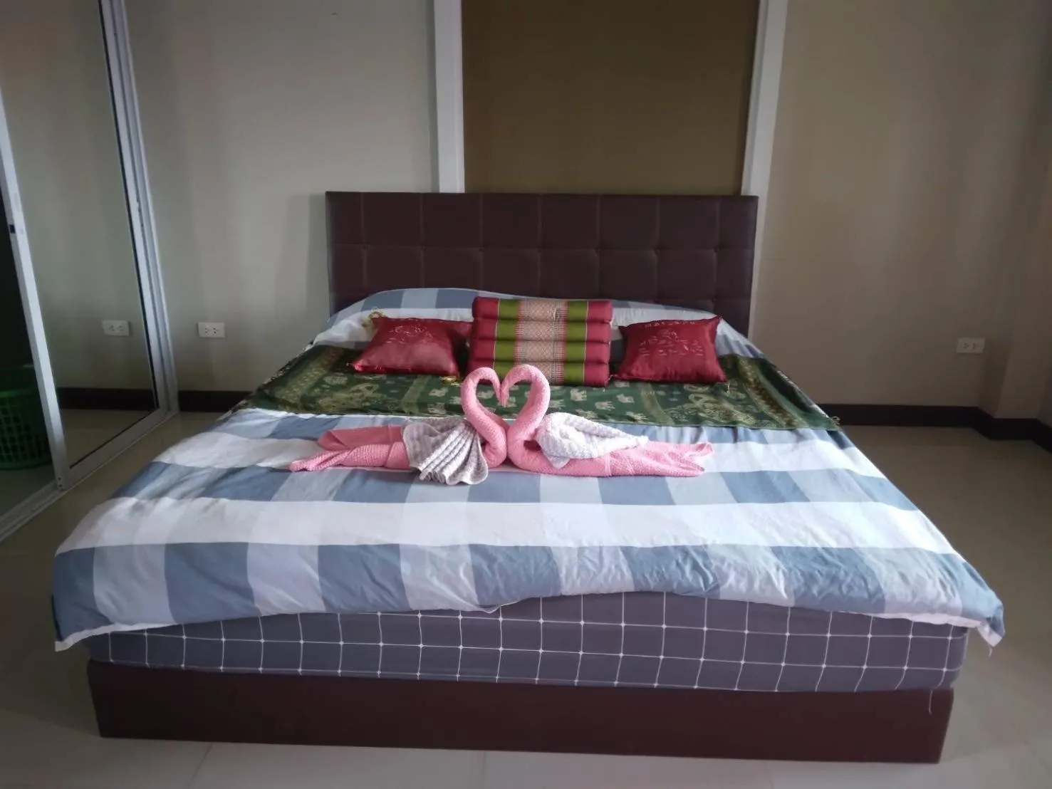 Bed in Preme Apartment @maejo