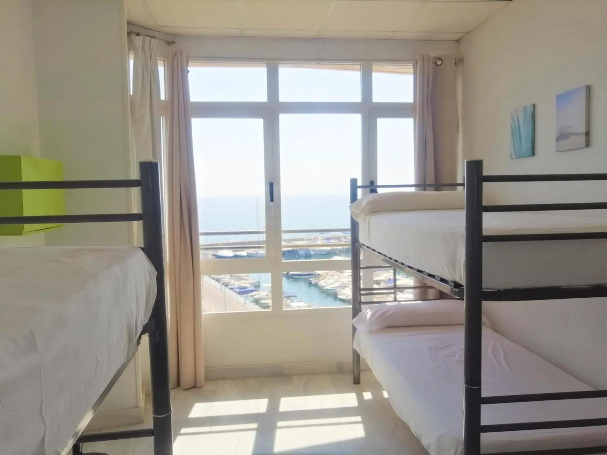 Quadruple Room with Sea View in Albergue Club Náutico de Águilas