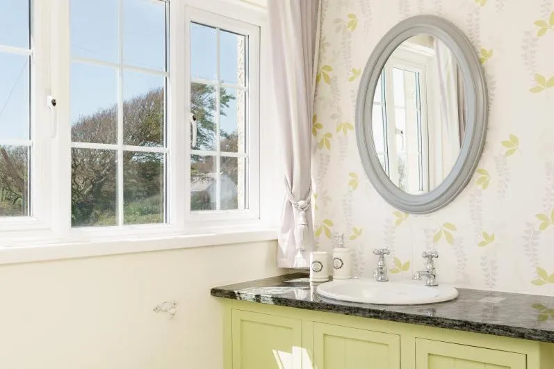 Floor plan in Windy Ridge Cottage - 5 Bedroom Holiday Home - Oxwich