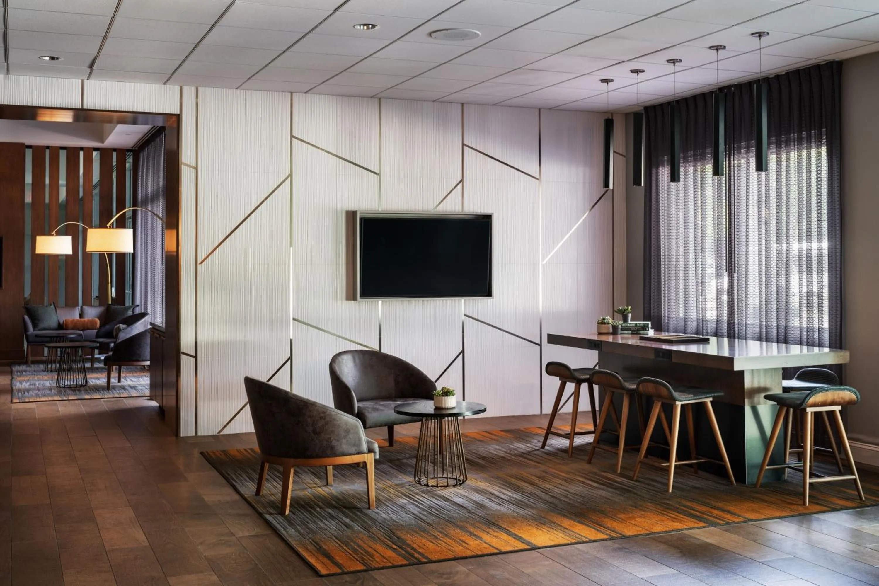 Lounge or bar in Dallas/Fort Worth Marriott Hotel & Golf Club at Champions Circle