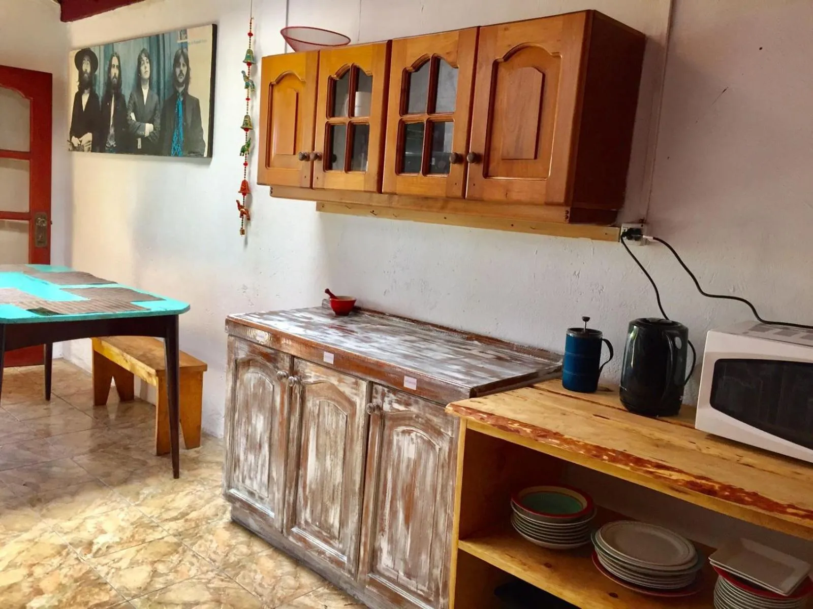 Kitchen or kitchenette in Hostel Raíz