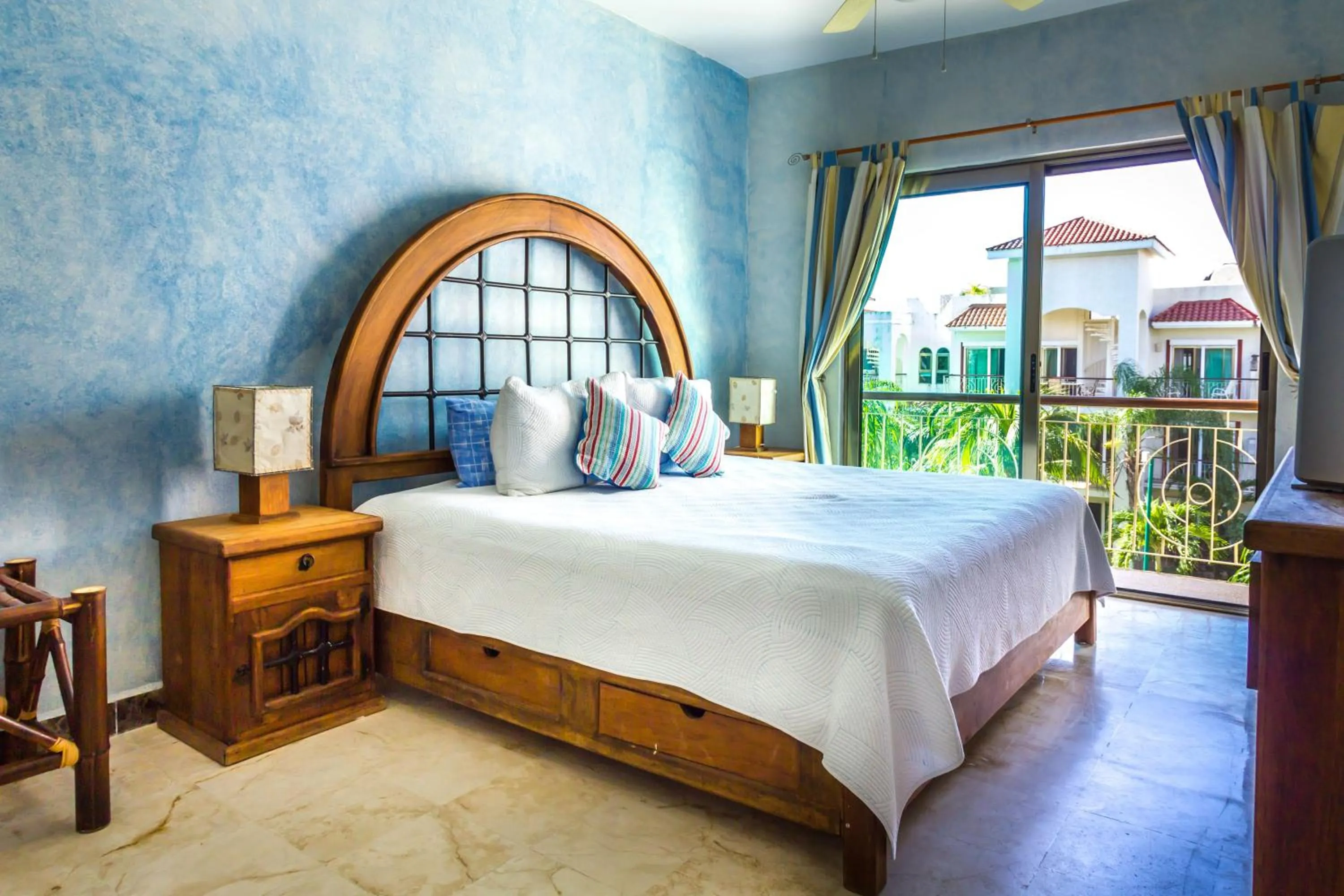 Photo of the whole room, Bed in Paseo del Sol Condohotel by BVR