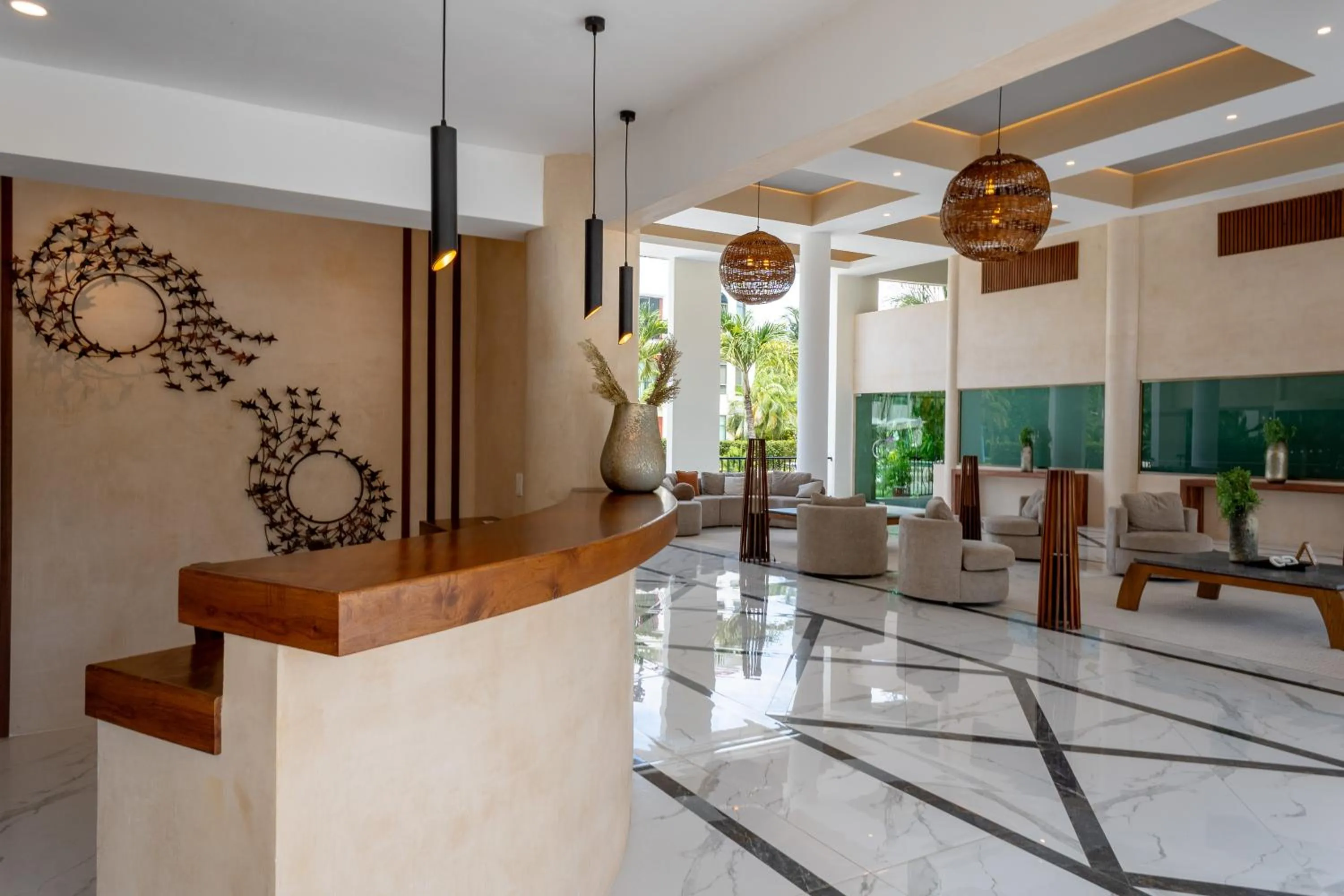 Lobby or reception in Paseo del Sol Condohotel by BVR