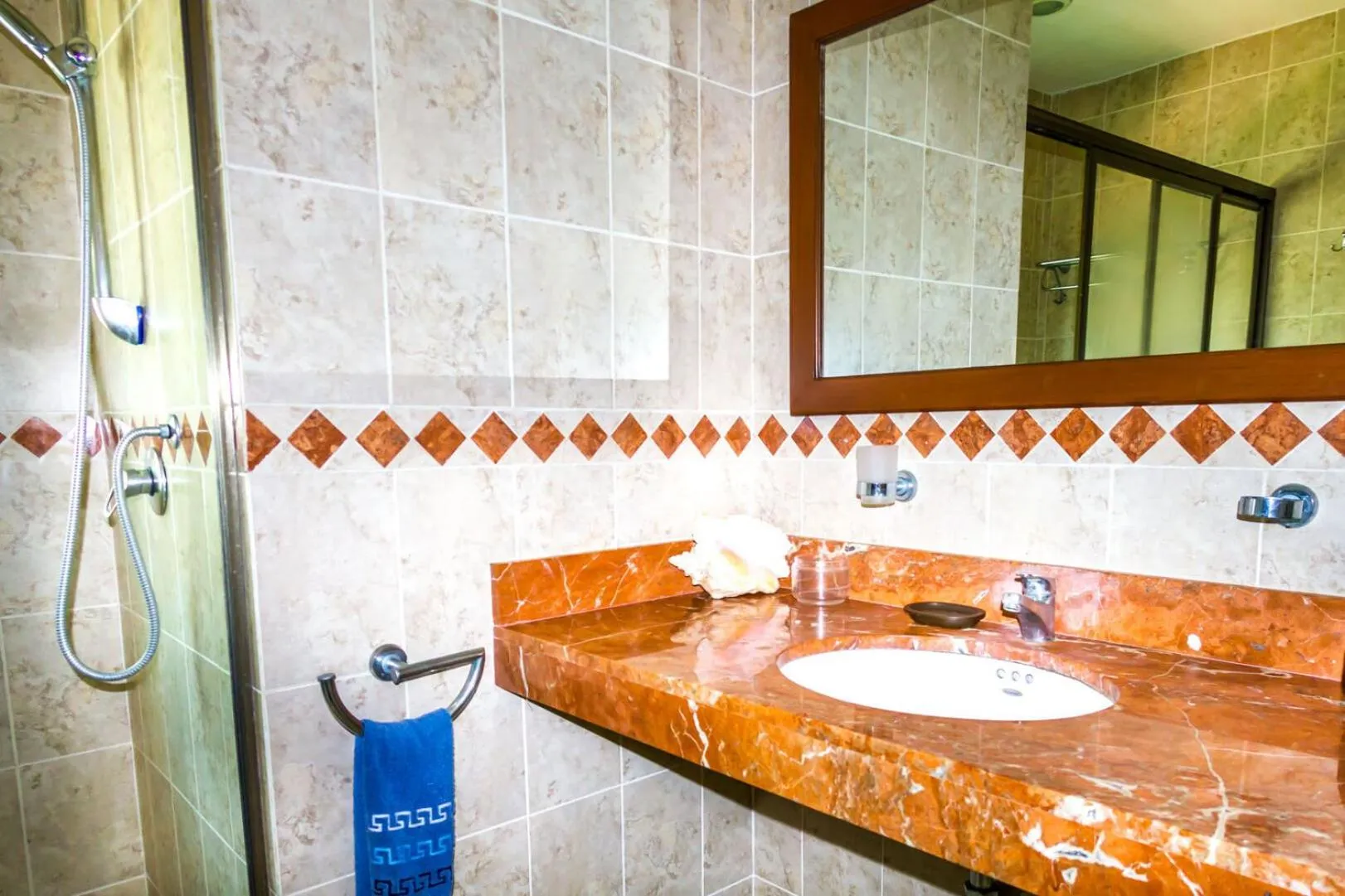 Shower in Paseo del Sol Condohotel by BVR