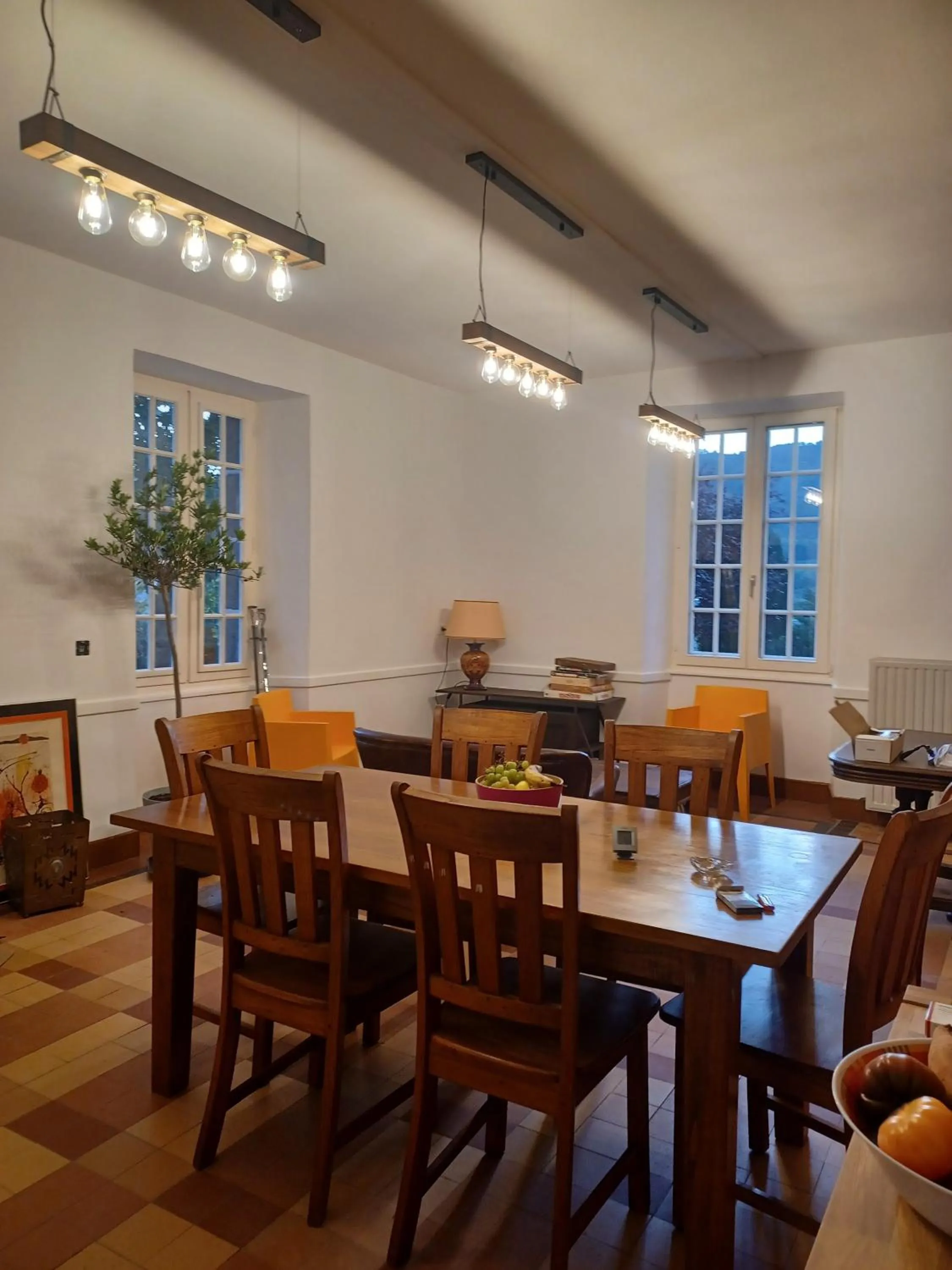 Dining area in La Grange de Lily
