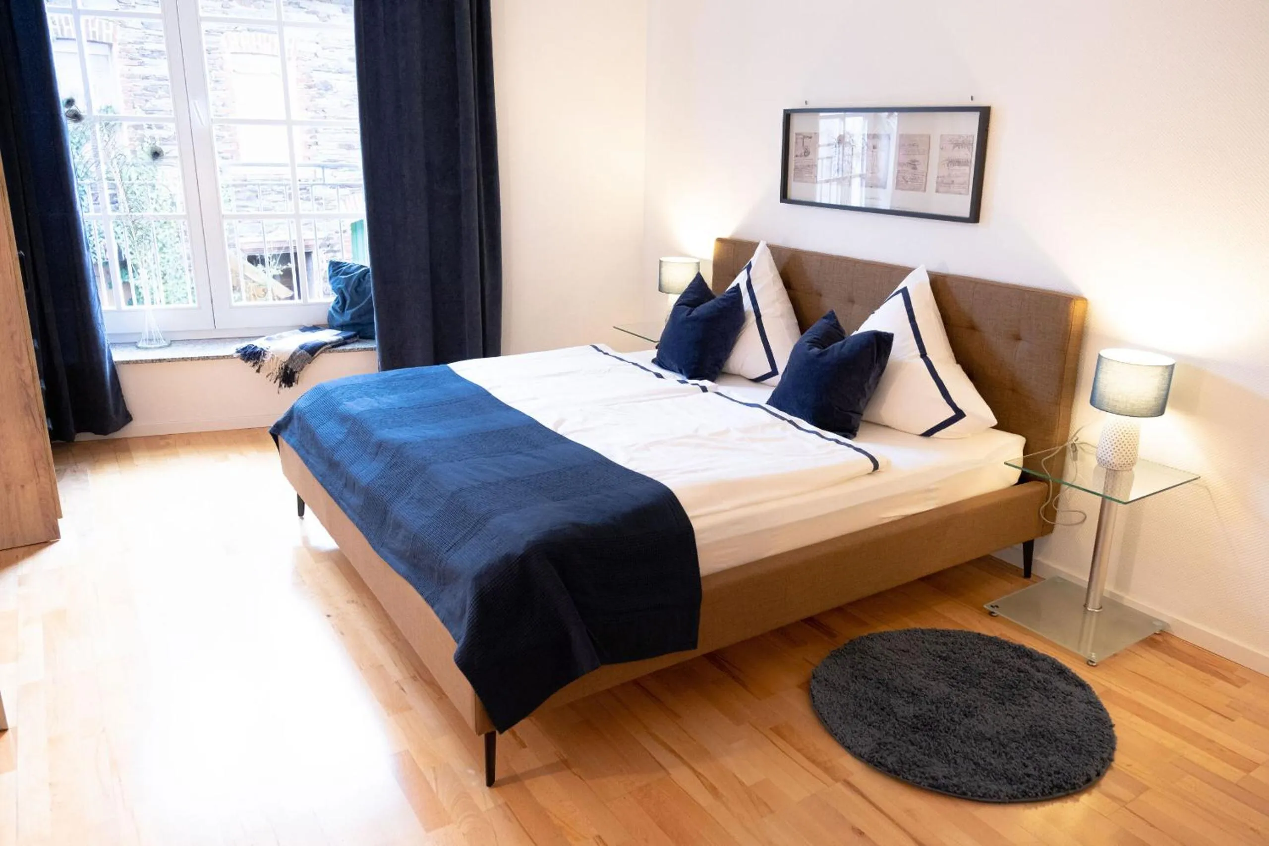 Bedroom, Bed in Cabinett 1876