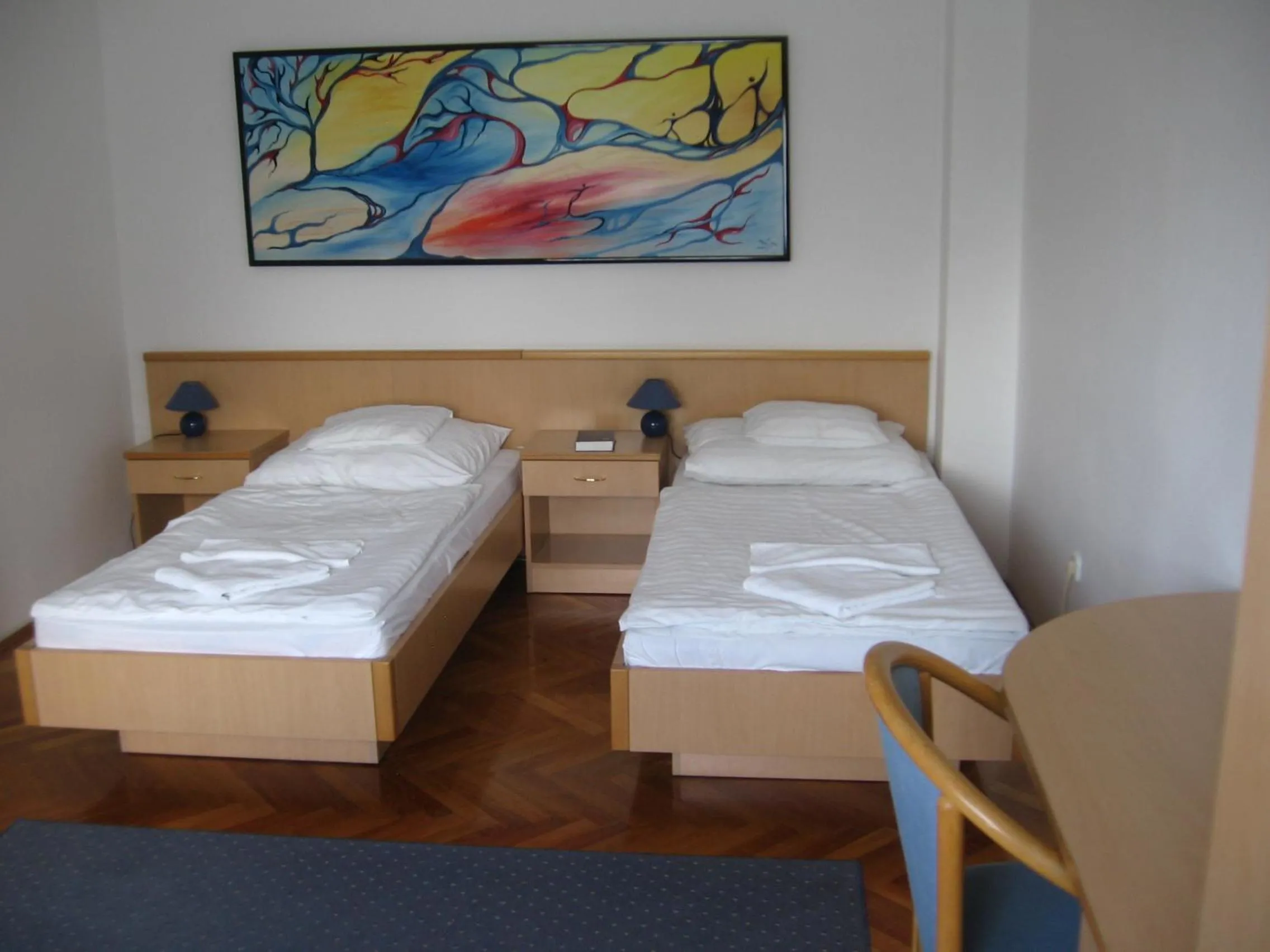 Bedroom, Bed in Leier Business Hotel