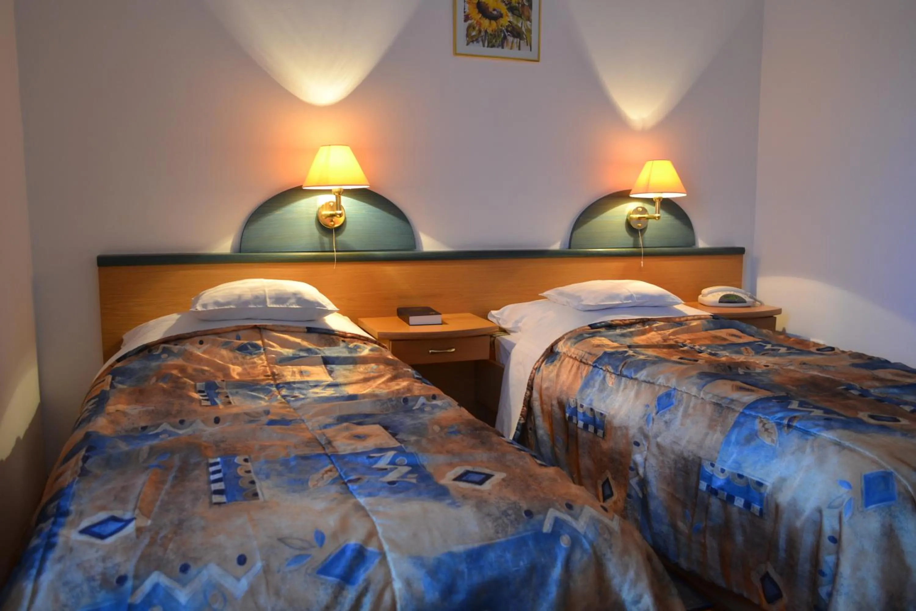 Bedroom, Bed in Leier Business Hotel