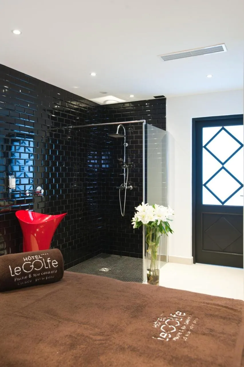 Spa and wellness centre/facilities in Le Golfe