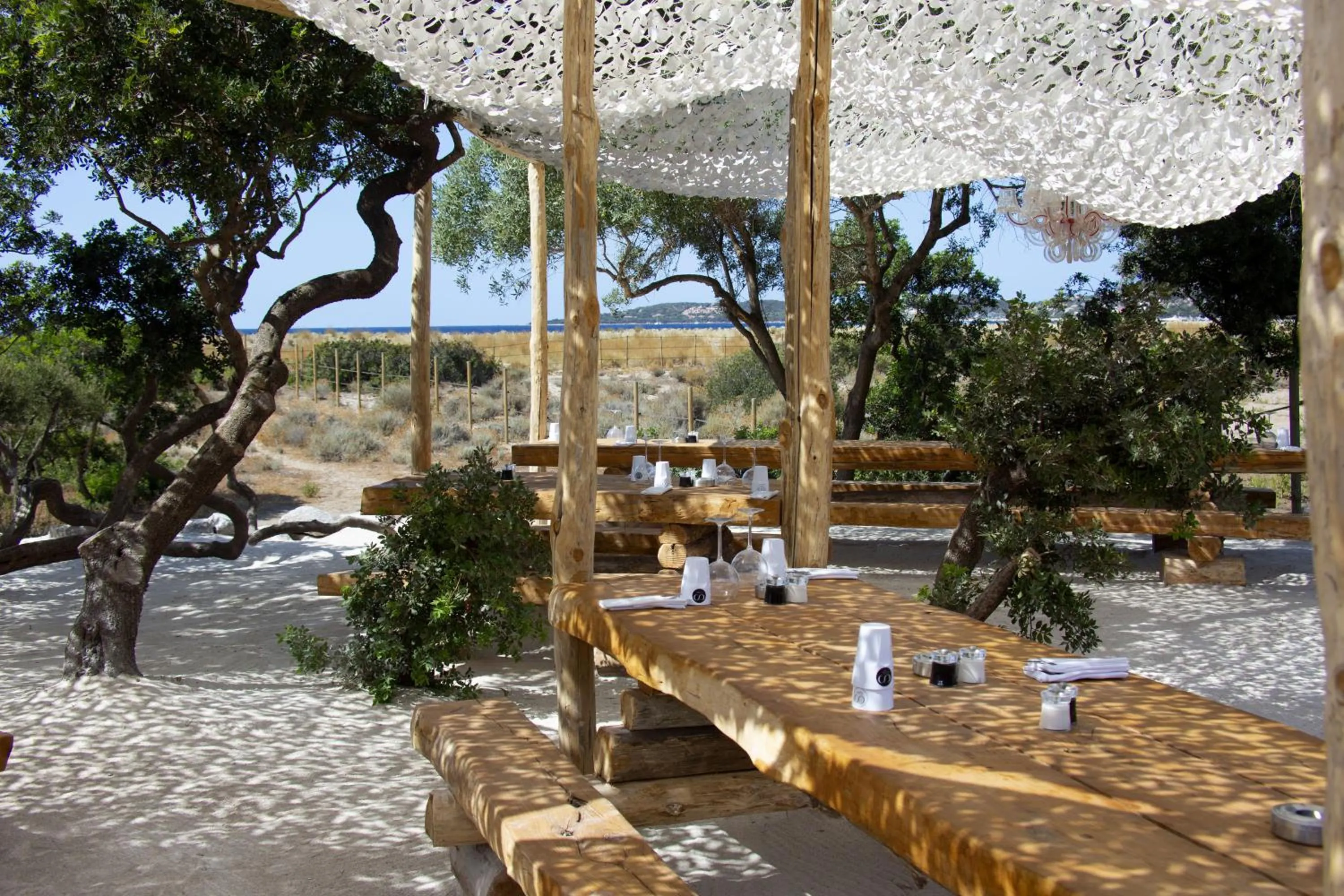 Restaurant/places to eat in Le Golfe