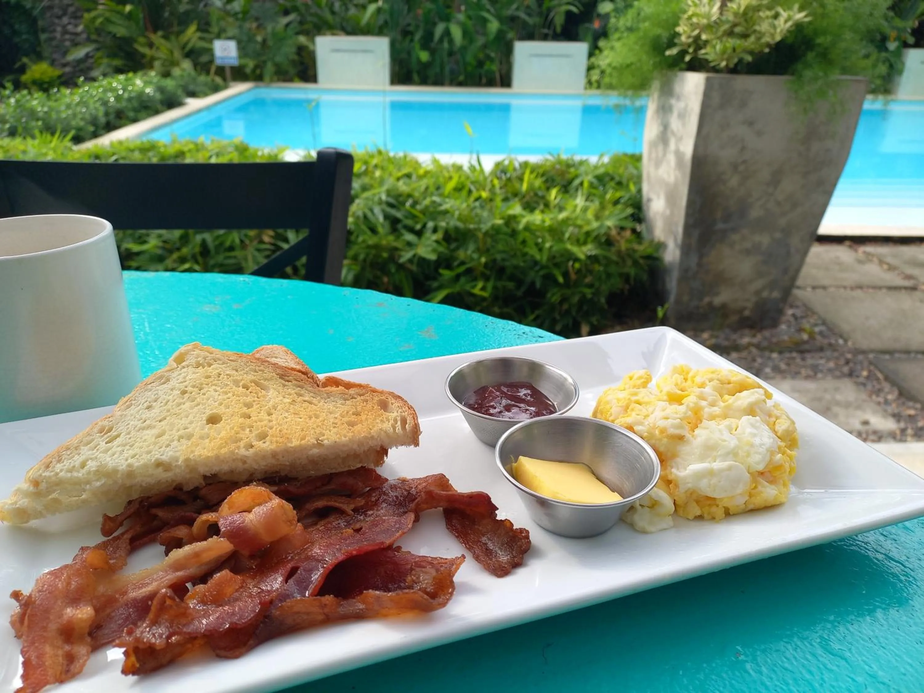 Day in Angeli Gardens Boutique Hotel