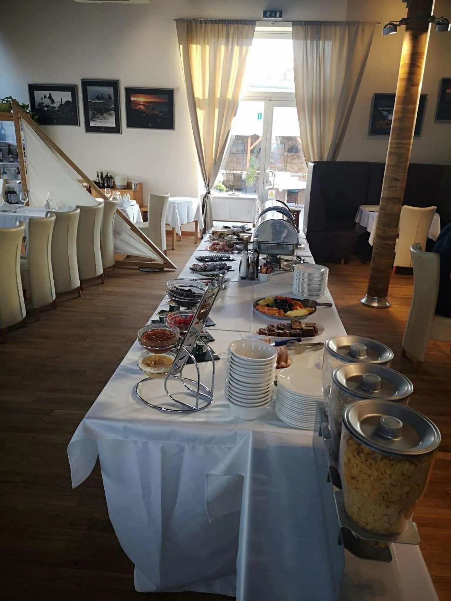 Restaurant & Design Hotel Noem Arch