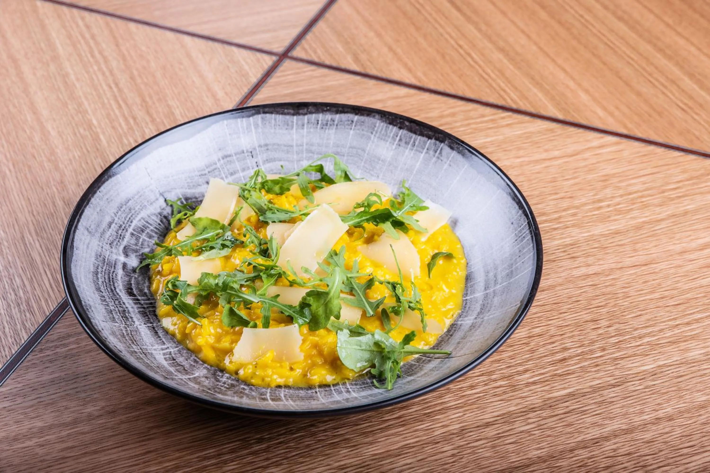 Restaurant & Design Hotel Noem Arch